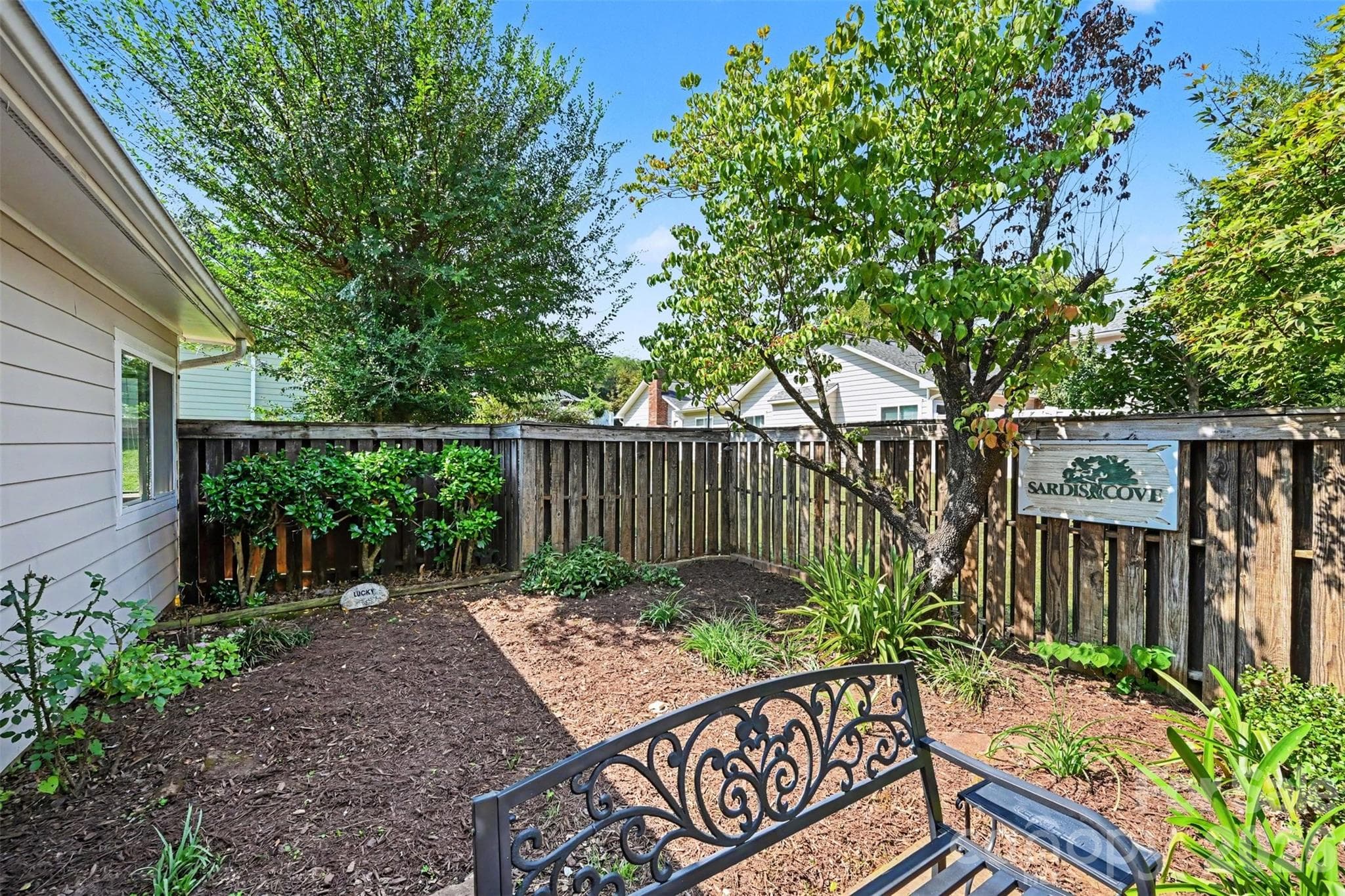 Townhouse at 9014 Mcalpine Cove Court, Charlotte, photo 20 of 22