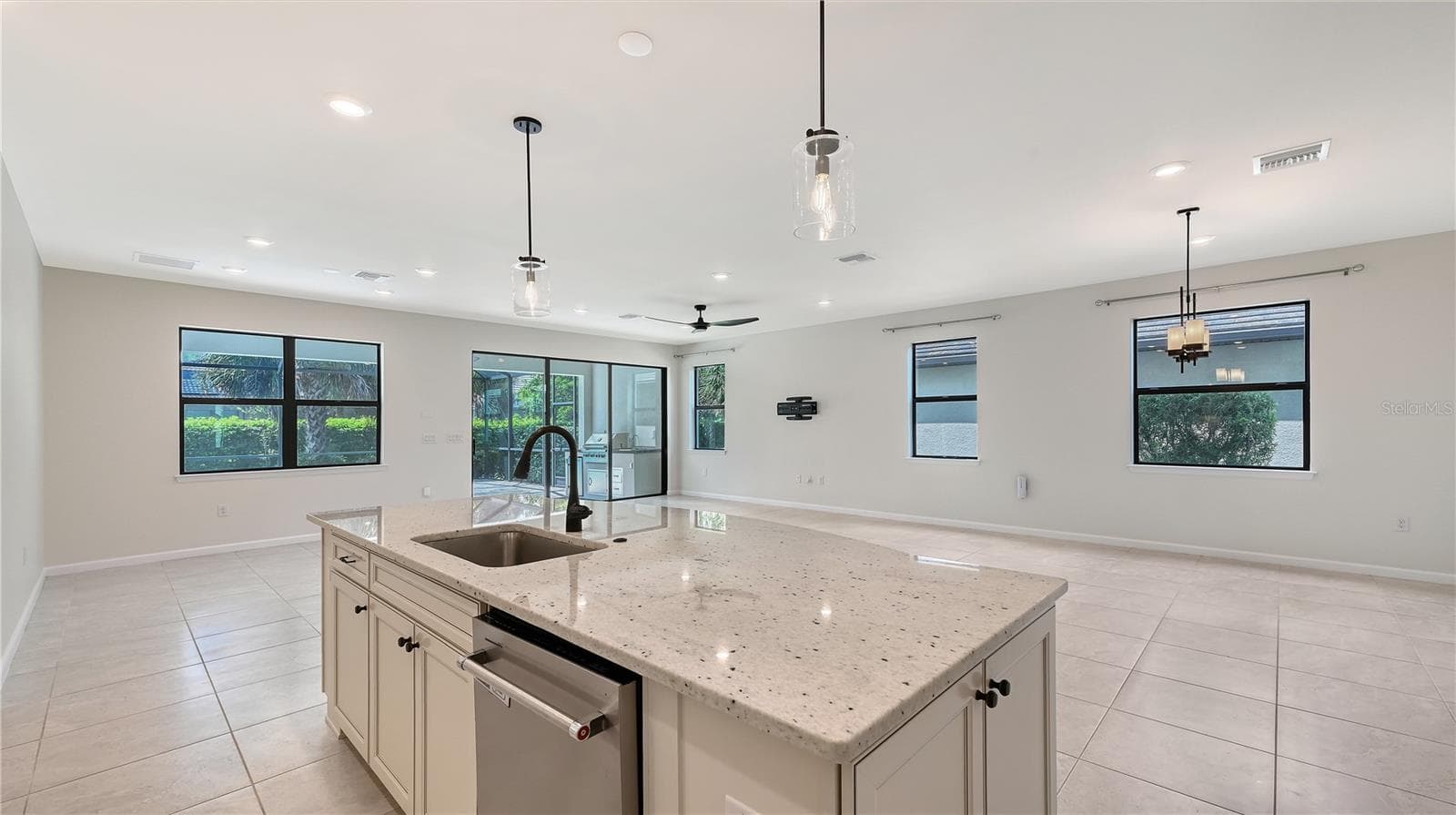 Single Family Residence at 5721 SWEET LEAF WAY, SARASOTA, photo 11 of 184