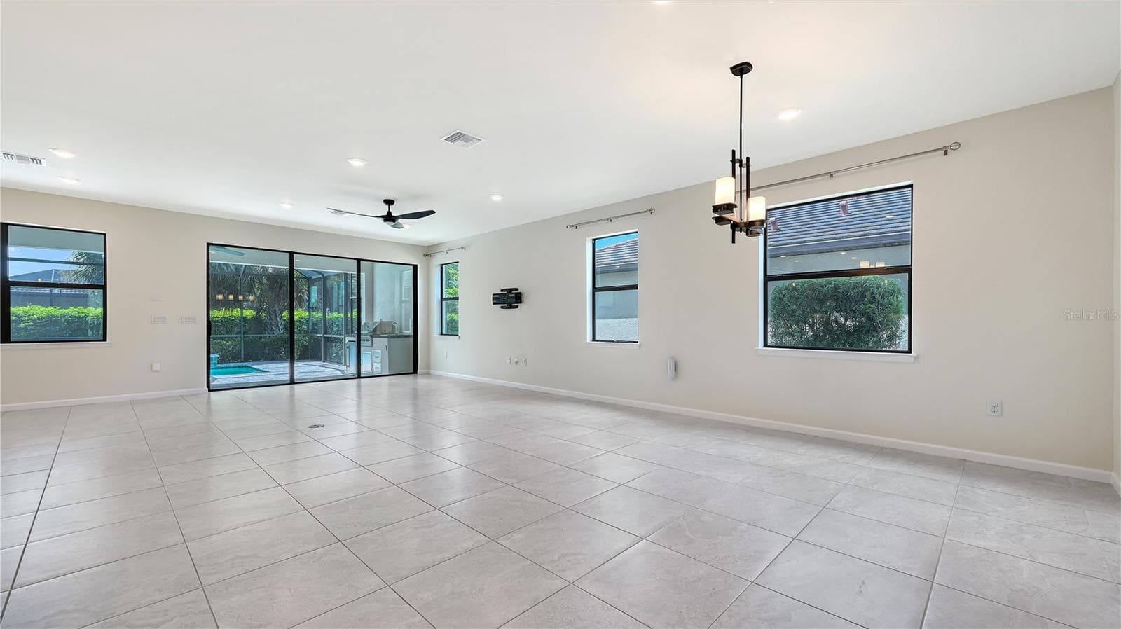 Single Family Residence at 5721 SWEET LEAF WAY, SARASOTA, photo 15 of 184