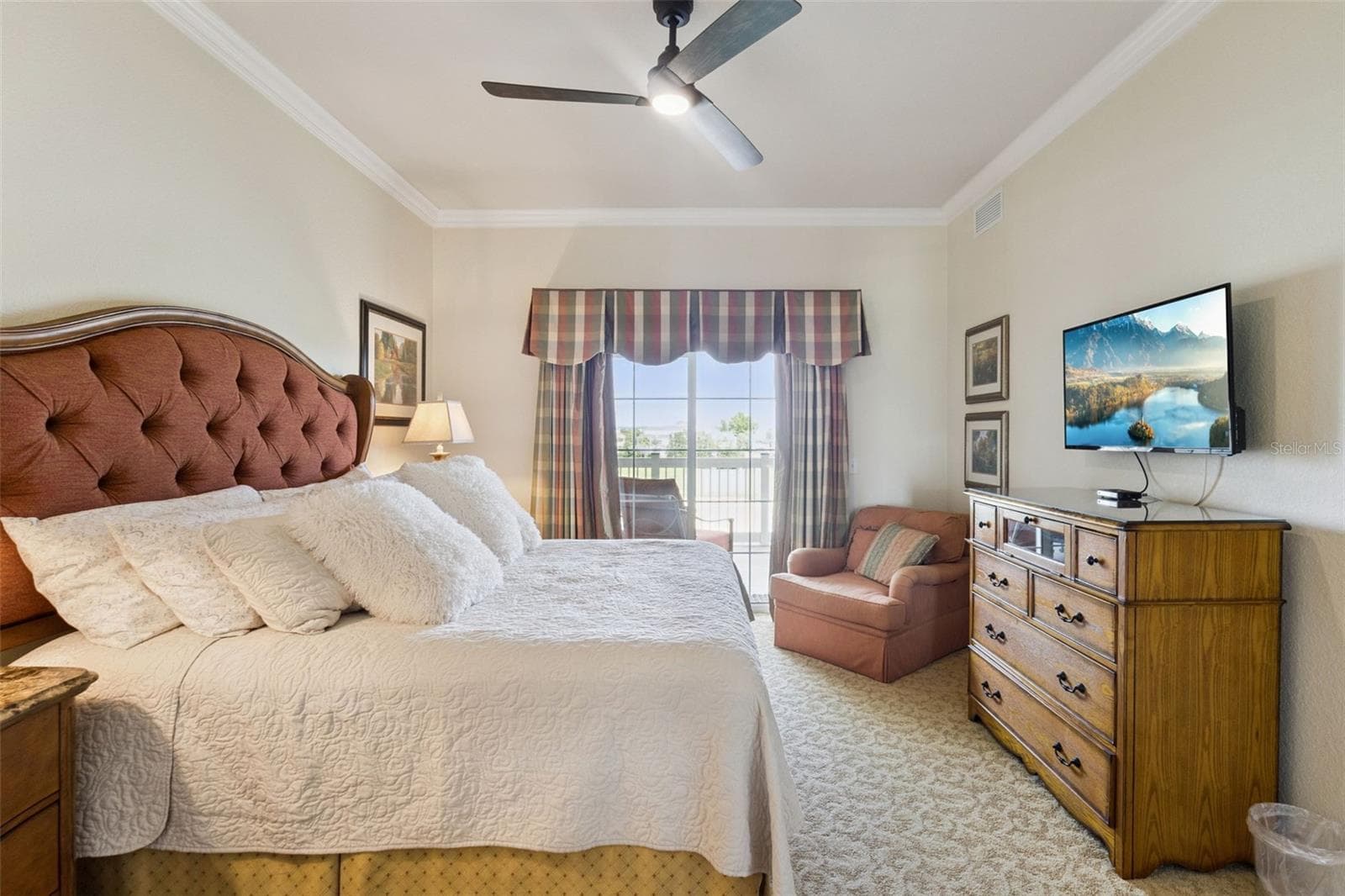 Condominium at 1100 SUNSET VIEW CIR #402, REUNION, photo 14 of 52