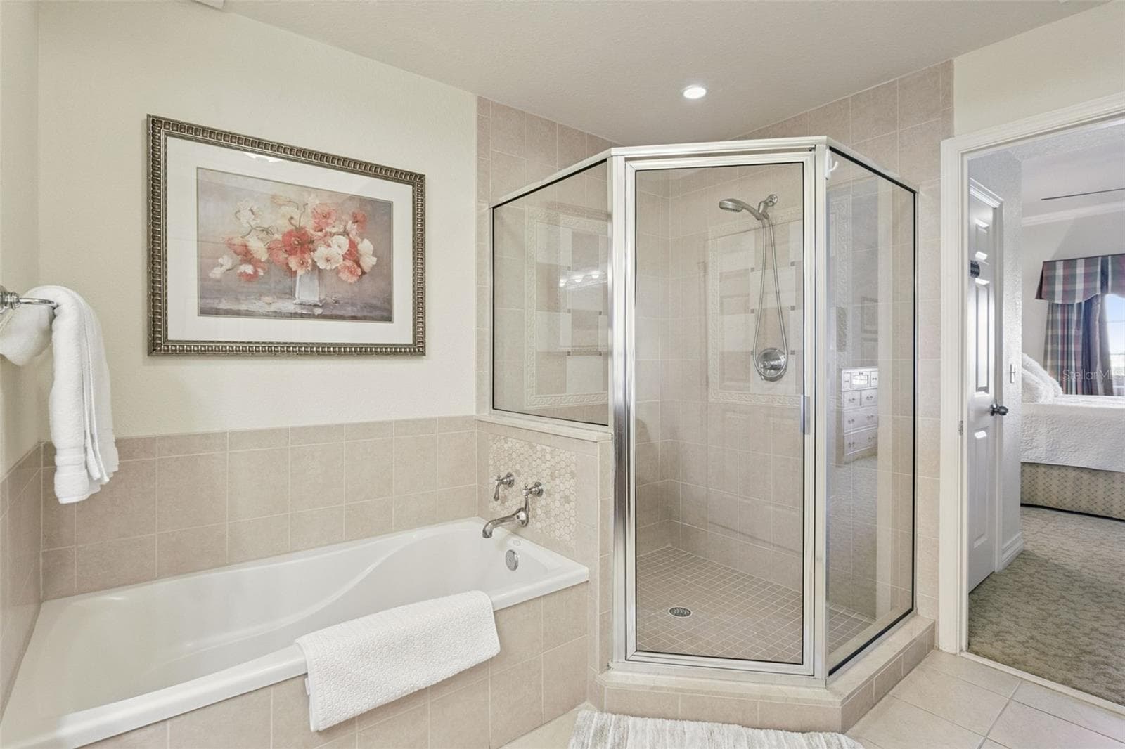 Condominium at 1100 SUNSET VIEW CIR #402, REUNION, photo 25 of 52