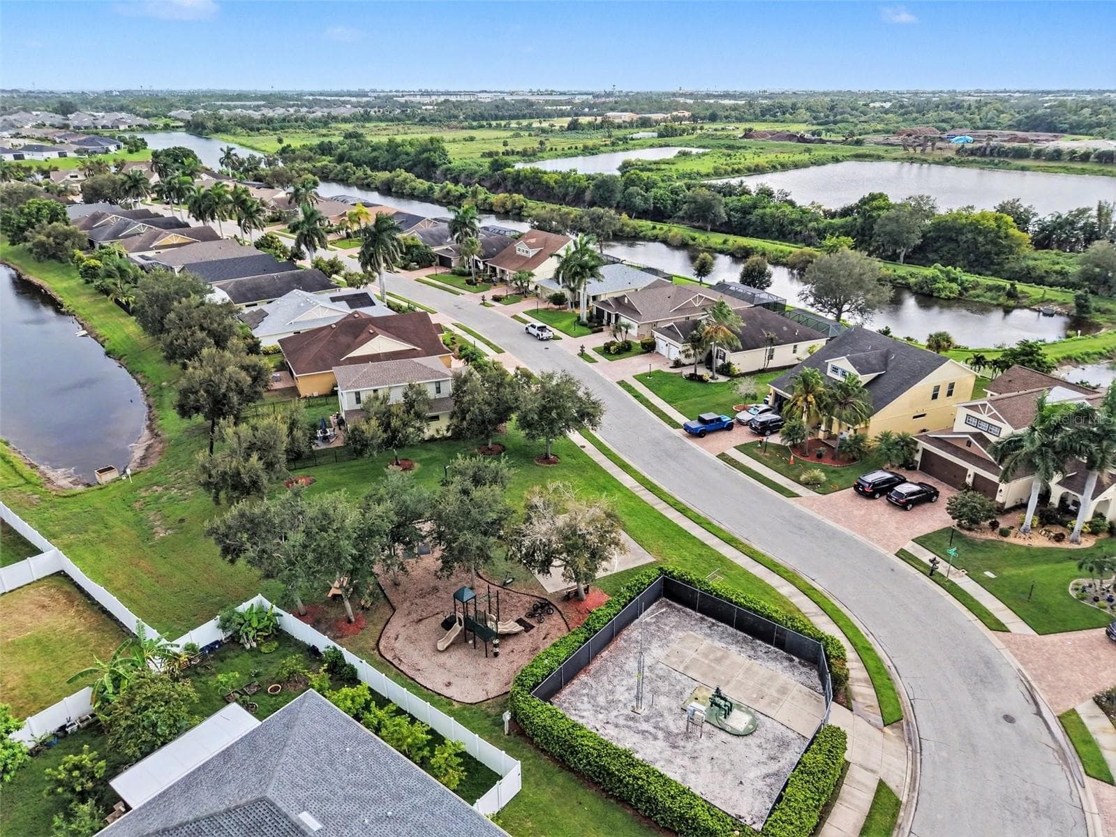 Single Family Residence at 7124 34TH ST E, SARASOTA, photo 46 of 50