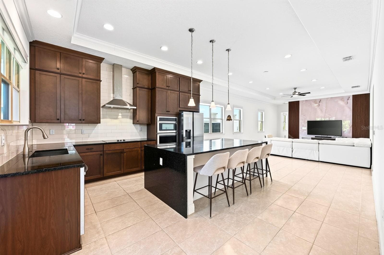 Light, bright open concept living. - 13472 PADSTOW PL, ORLANDO
