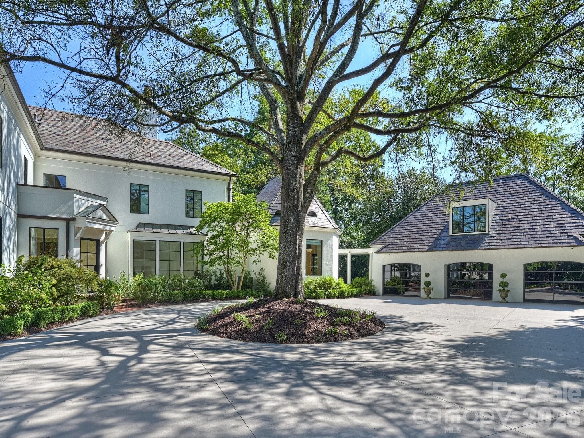 Gated motor court - 600 Hermitage Road, Charlotte