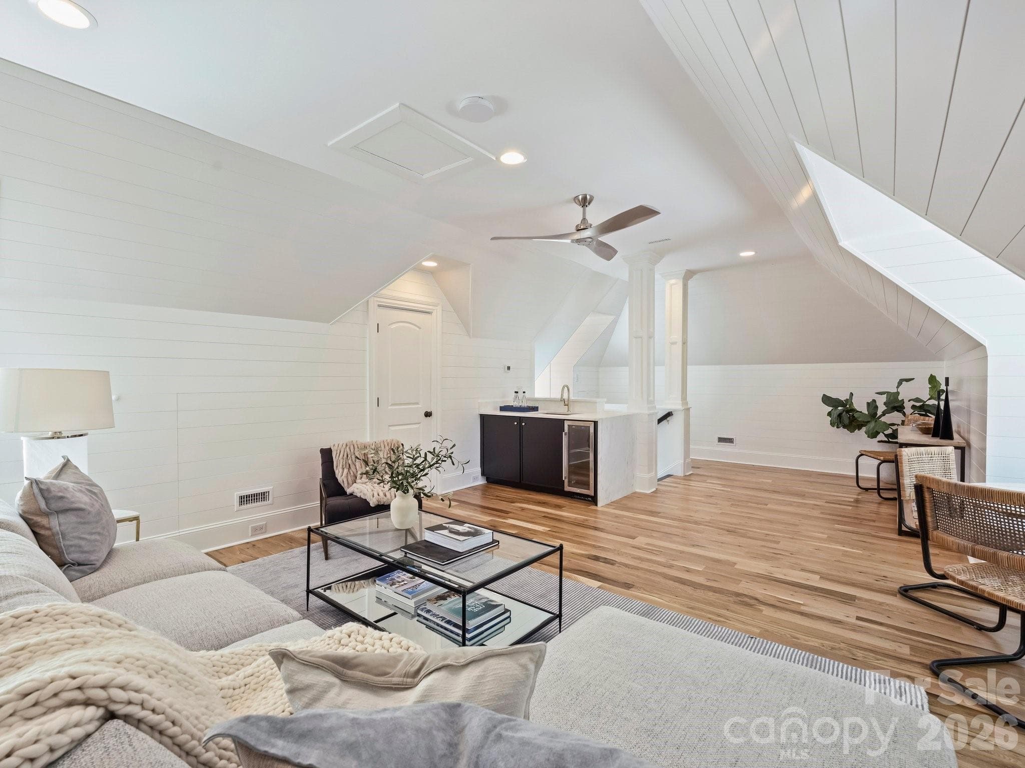Bonus room/guest suite - 600 Hermitage Road, Charlotte