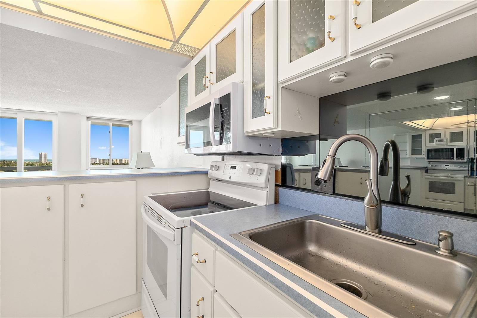 Condominium at 925 N HALIFAX AVE #910, DAYTONA BEACH, photo 13 of 75