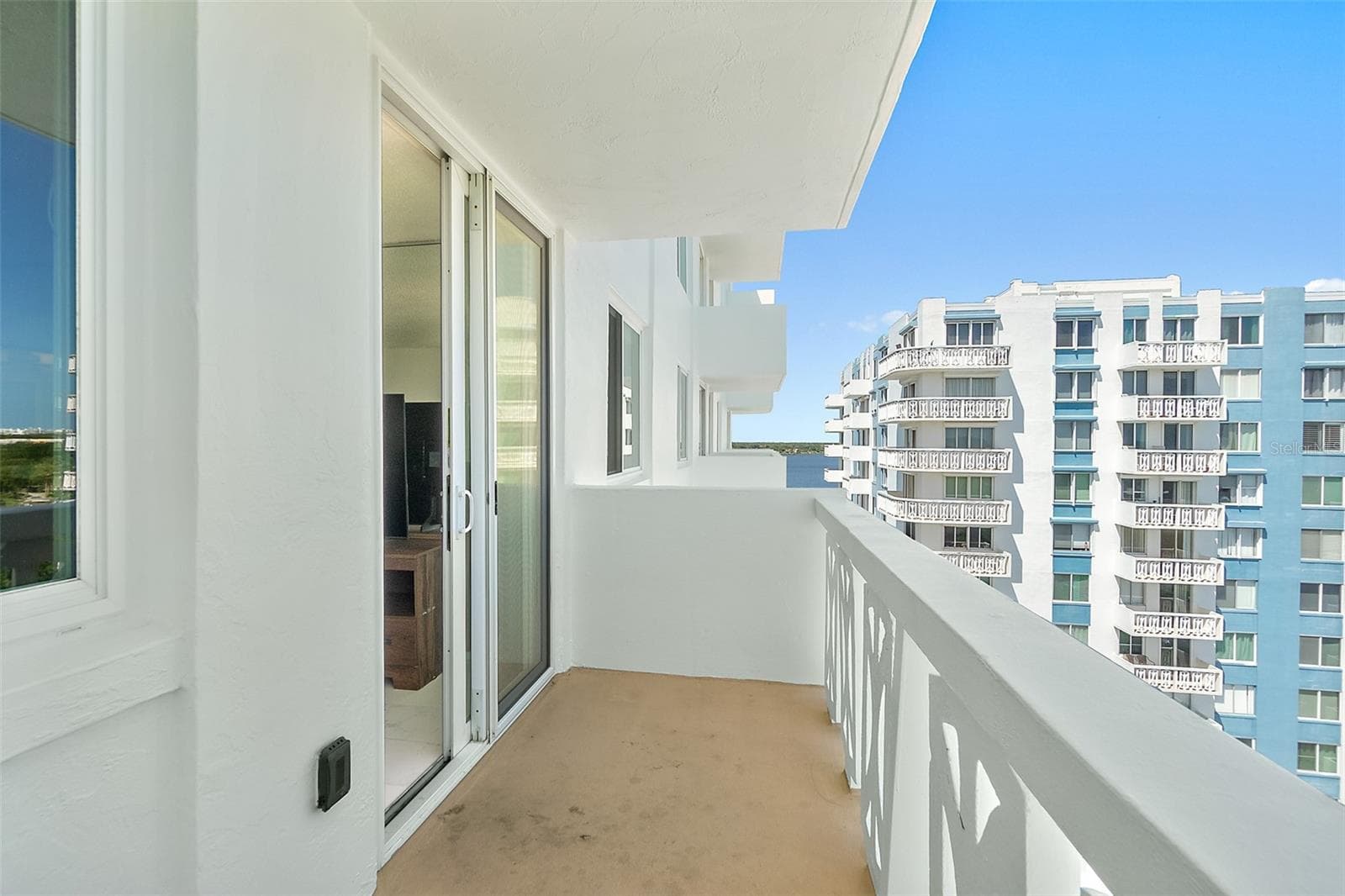 Condominium at 925 N HALIFAX AVE #910, DAYTONA BEACH, photo 24 of 75