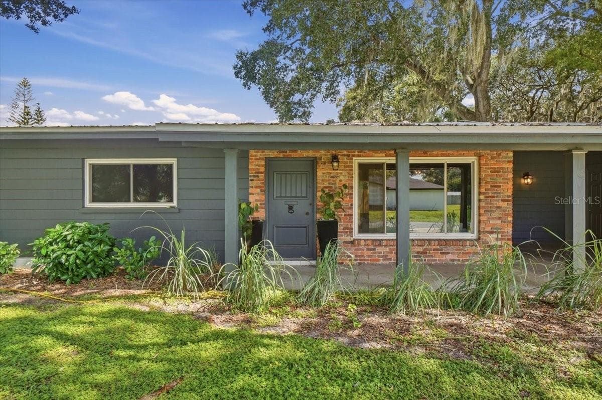 Single Family Residence at 1402 PHYLLIS ST, LAKELAND, photo 36 of 37