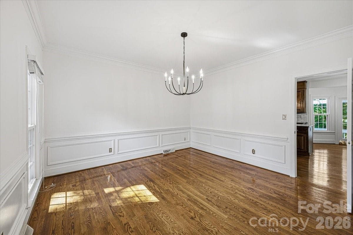 Single Family Residence at 9423 Braemar Terrace, Charlotte, photo 15 of 30