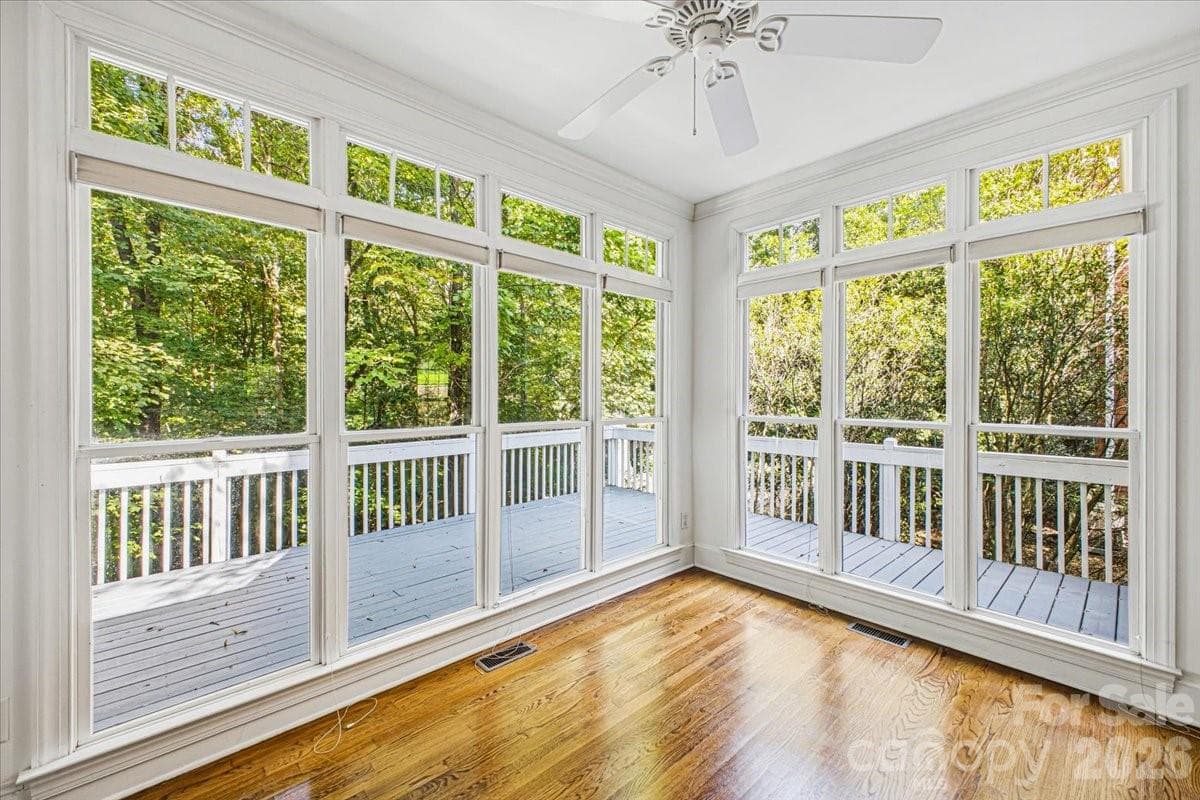 Single Family Residence at 9423 Braemar Terrace, Charlotte, photo 11 of 30