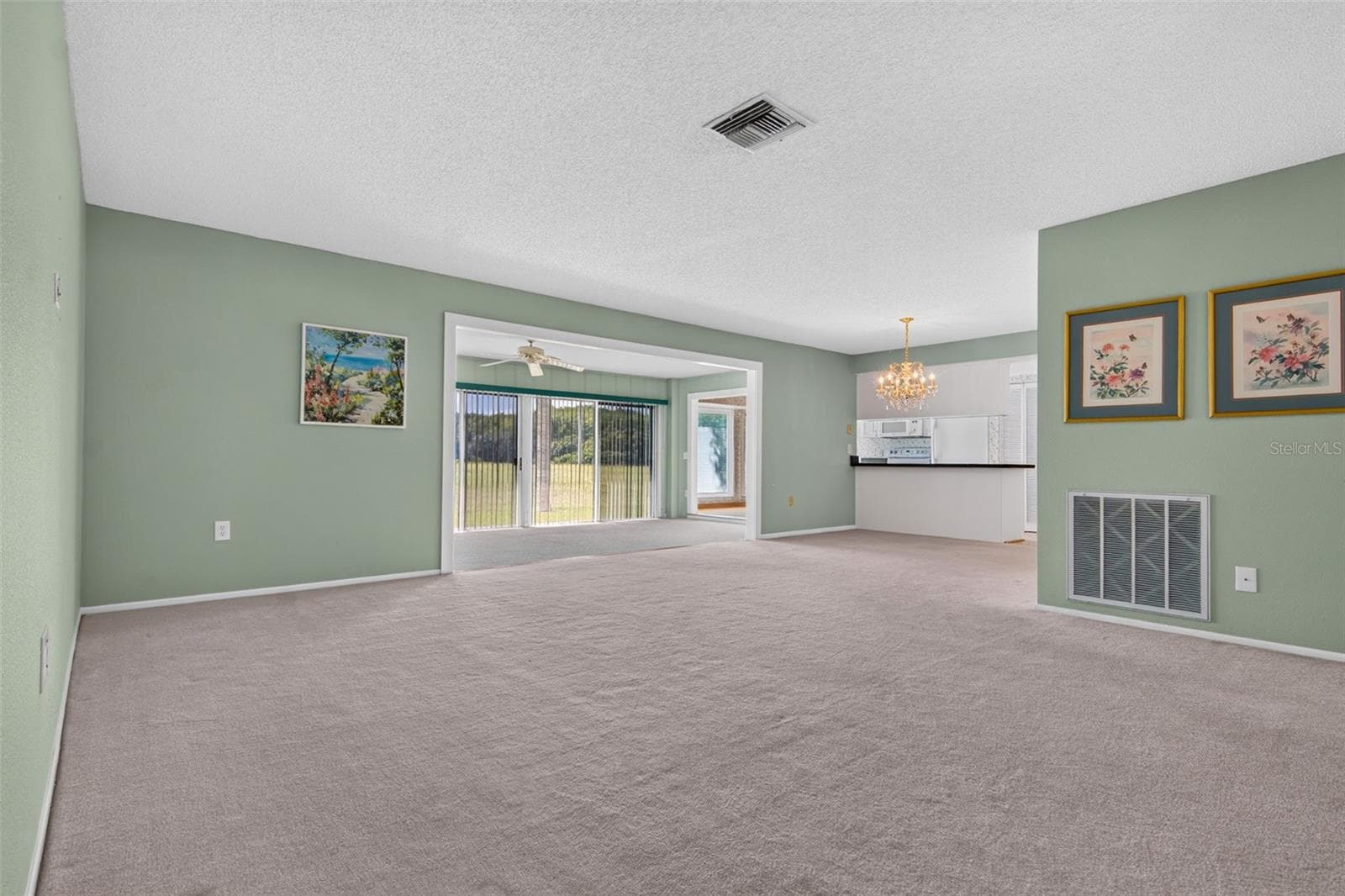 Single Family Residence at 10707 FALLEN LEAF LN, PORT RICHEY, photo 6 of 66