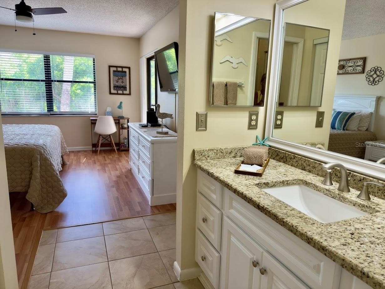Condo - Hotel at 4510 47TH AVE W #203, BRADENTON, photo 26 of 91