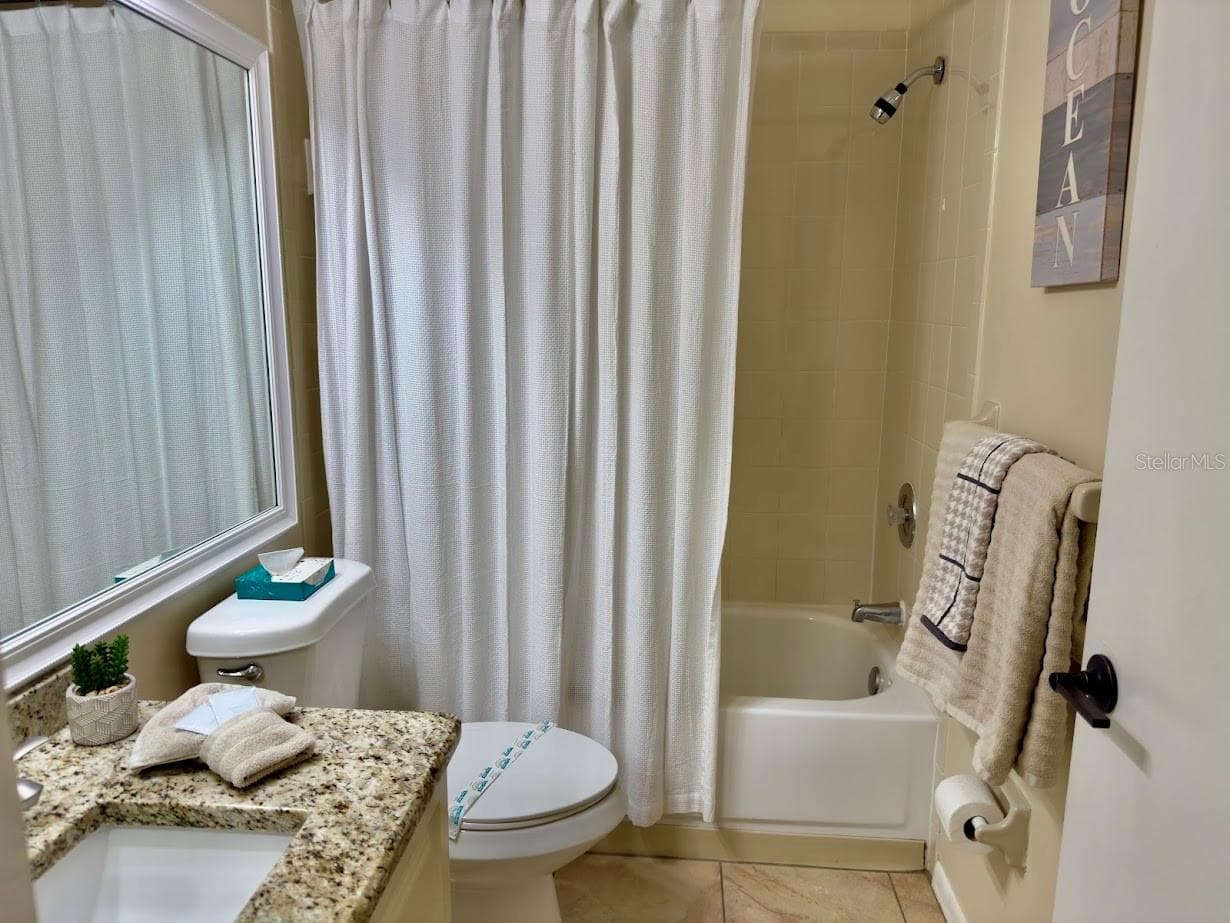Condo - Hotel at 4510 47TH AVE W #203, BRADENTON, photo 40 of 91