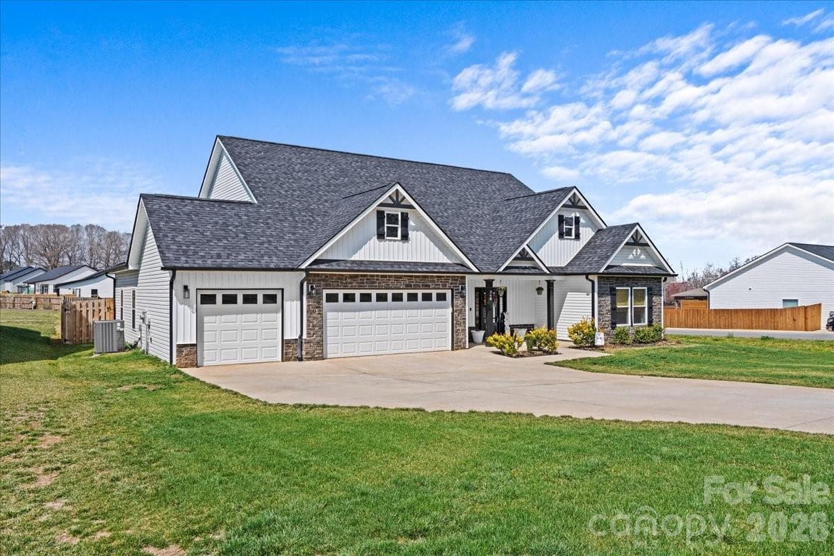 Single Family Residence at 360 R C Thompson Road, Chesnee, photo 2 of 27