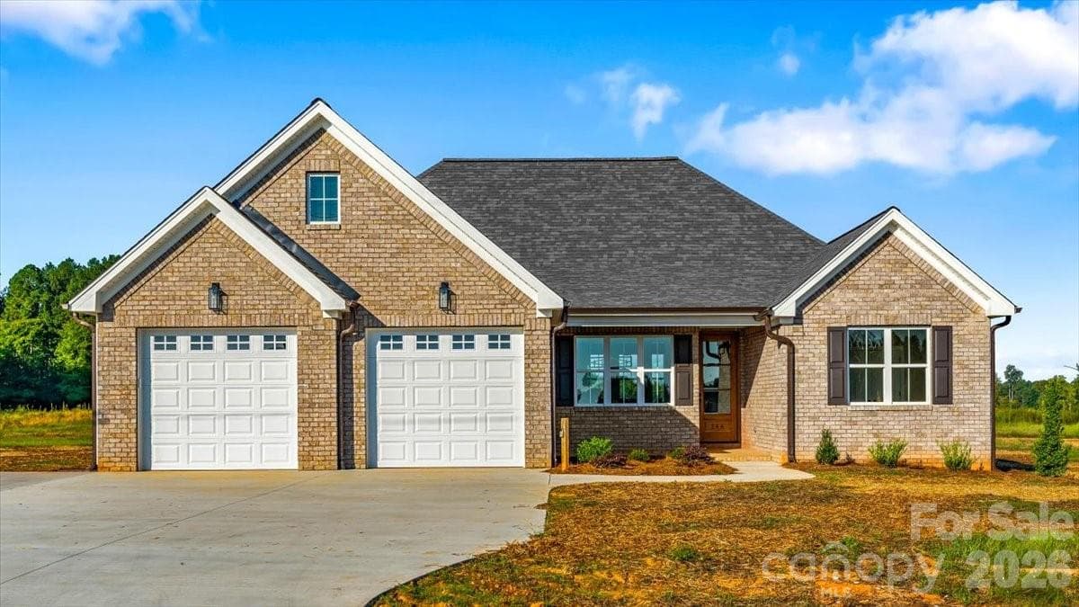 Single Family Residence at 144 Greenhill Road, Mocksville, photo 2 of 47