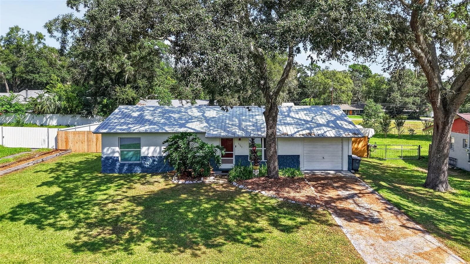 Single Family Residence at 2309 NE 38TH ST, OCALA, photo 2 of 31