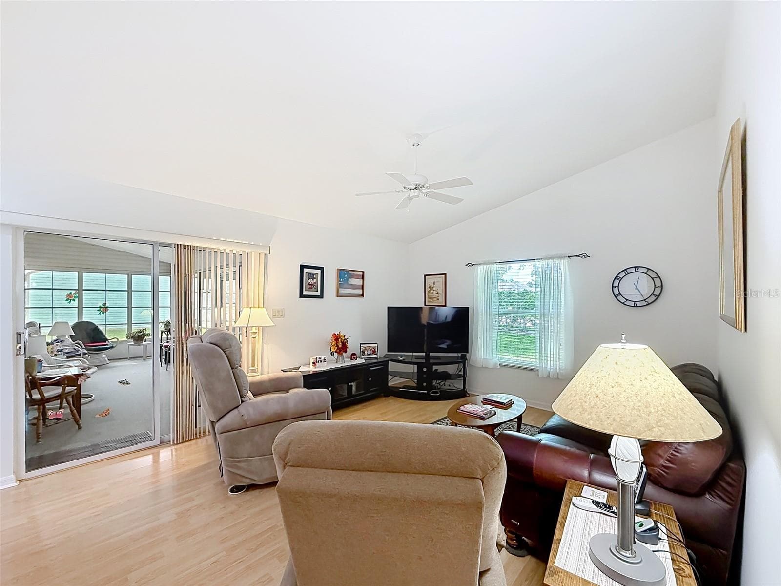 Single Family Residence at 24817 RIVERBOAT BND, LEESBURG, photo 12 of 32