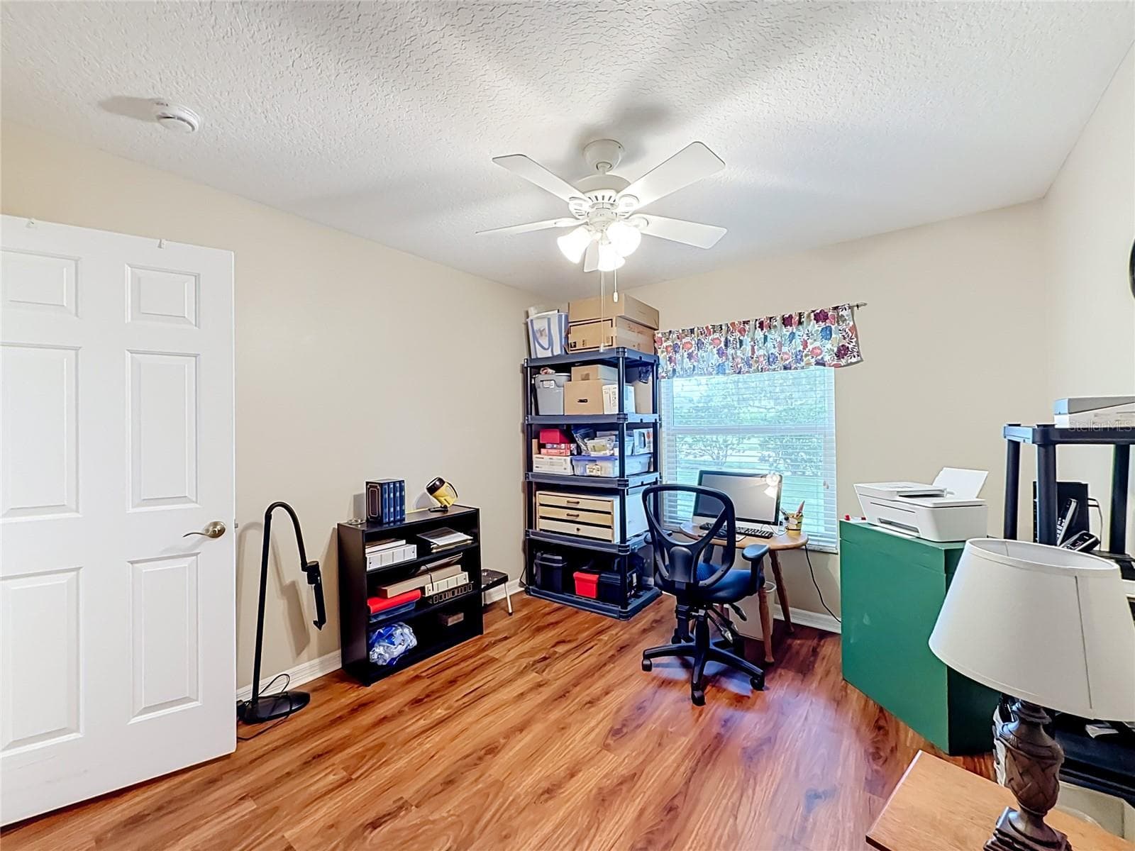 Single Family Residence at 24817 RIVERBOAT BND, LEESBURG, photo 20 of 32