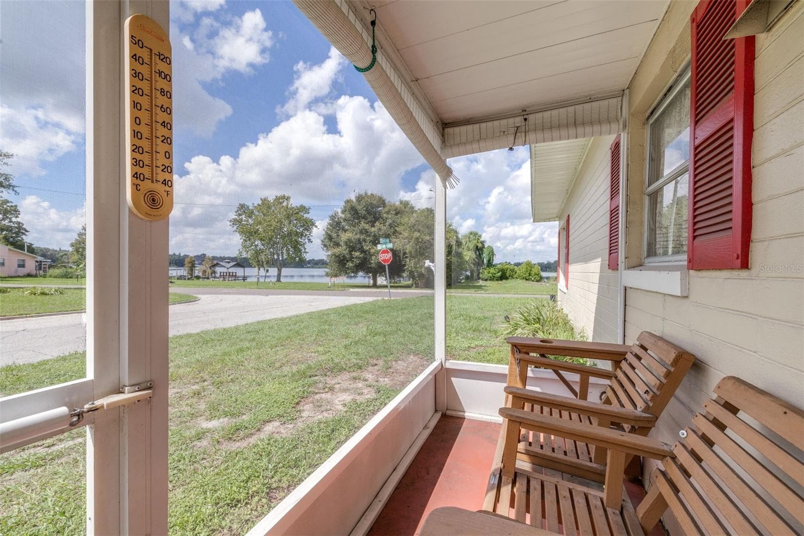 Single Family Residence at 900 LAKE MARTHA DR NE, WINTER HAVEN, photo 3 of 48