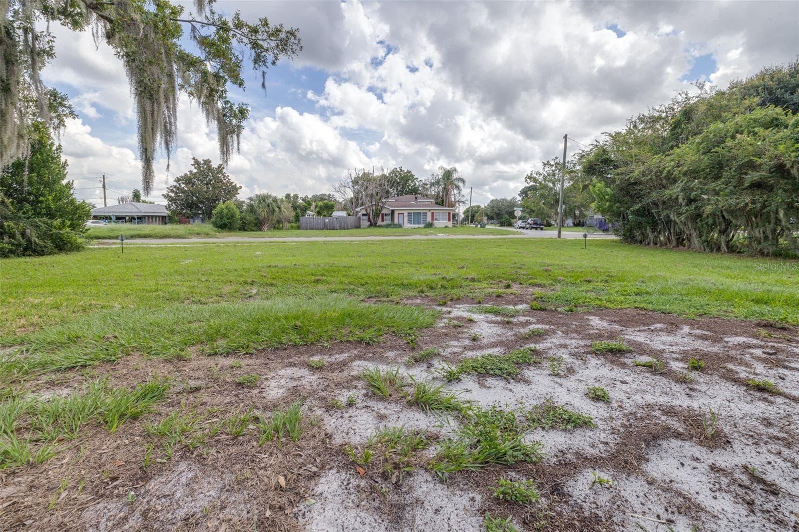 Single Family Residence at 900 LAKE MARTHA DR NE, WINTER HAVEN, photo 40 of 48