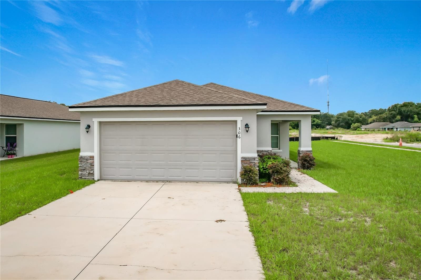 306 JUDY LN