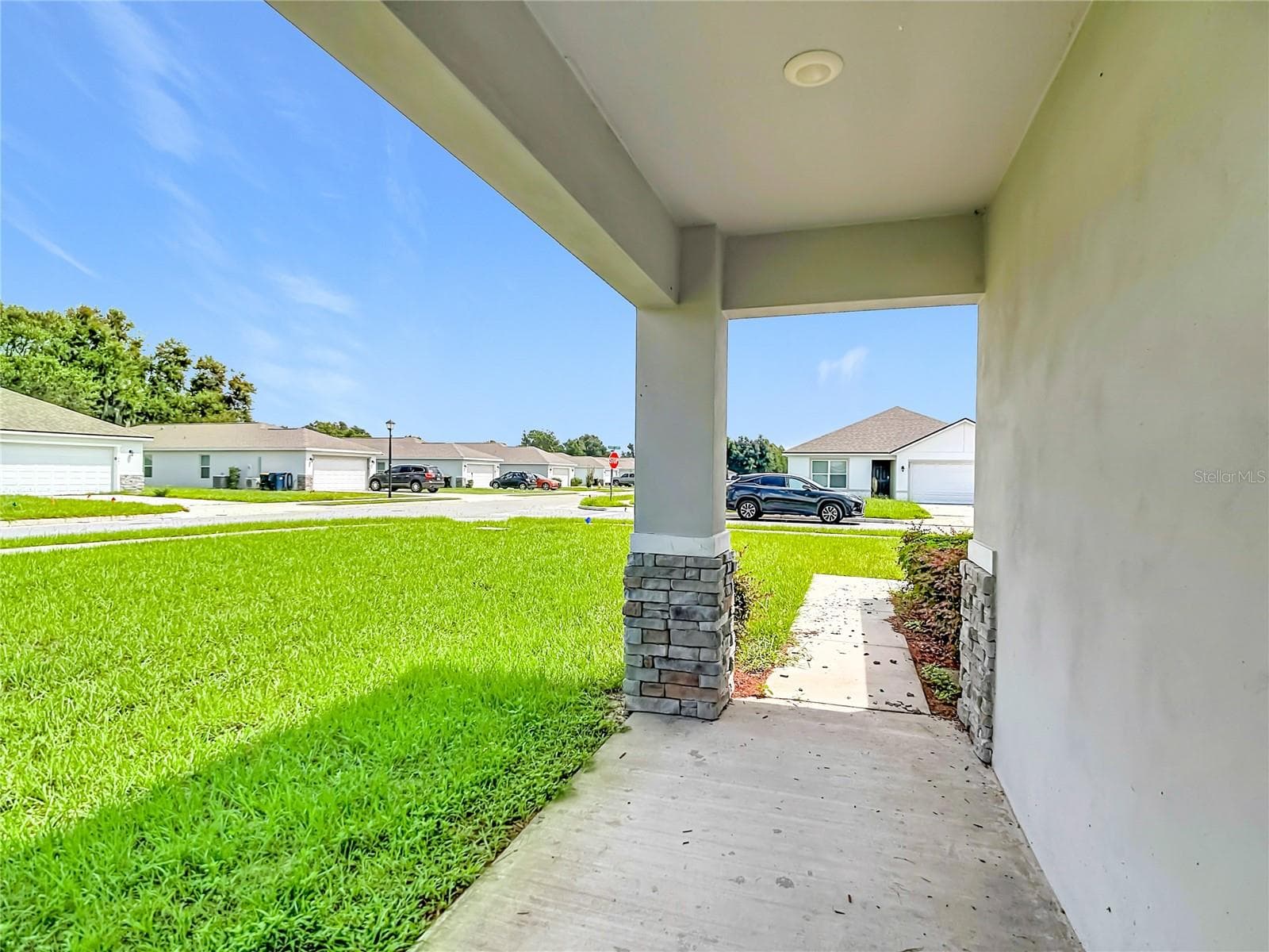 Single Family Residence at 306 JUDY LN, AUBURNDALE, photo 4 of 43