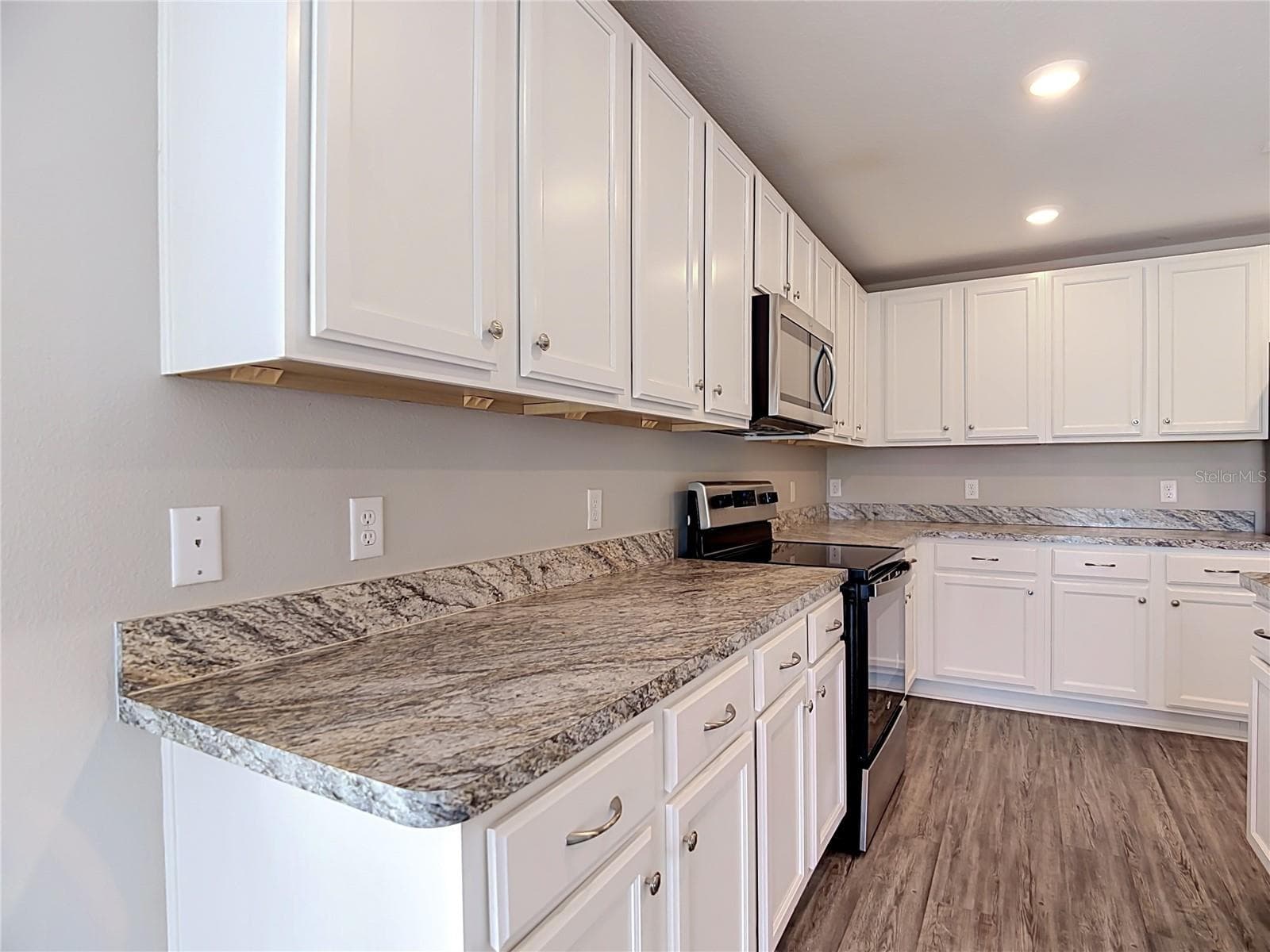 Single Family Residence at 306 JUDY LN, AUBURNDALE, photo 10 of 43