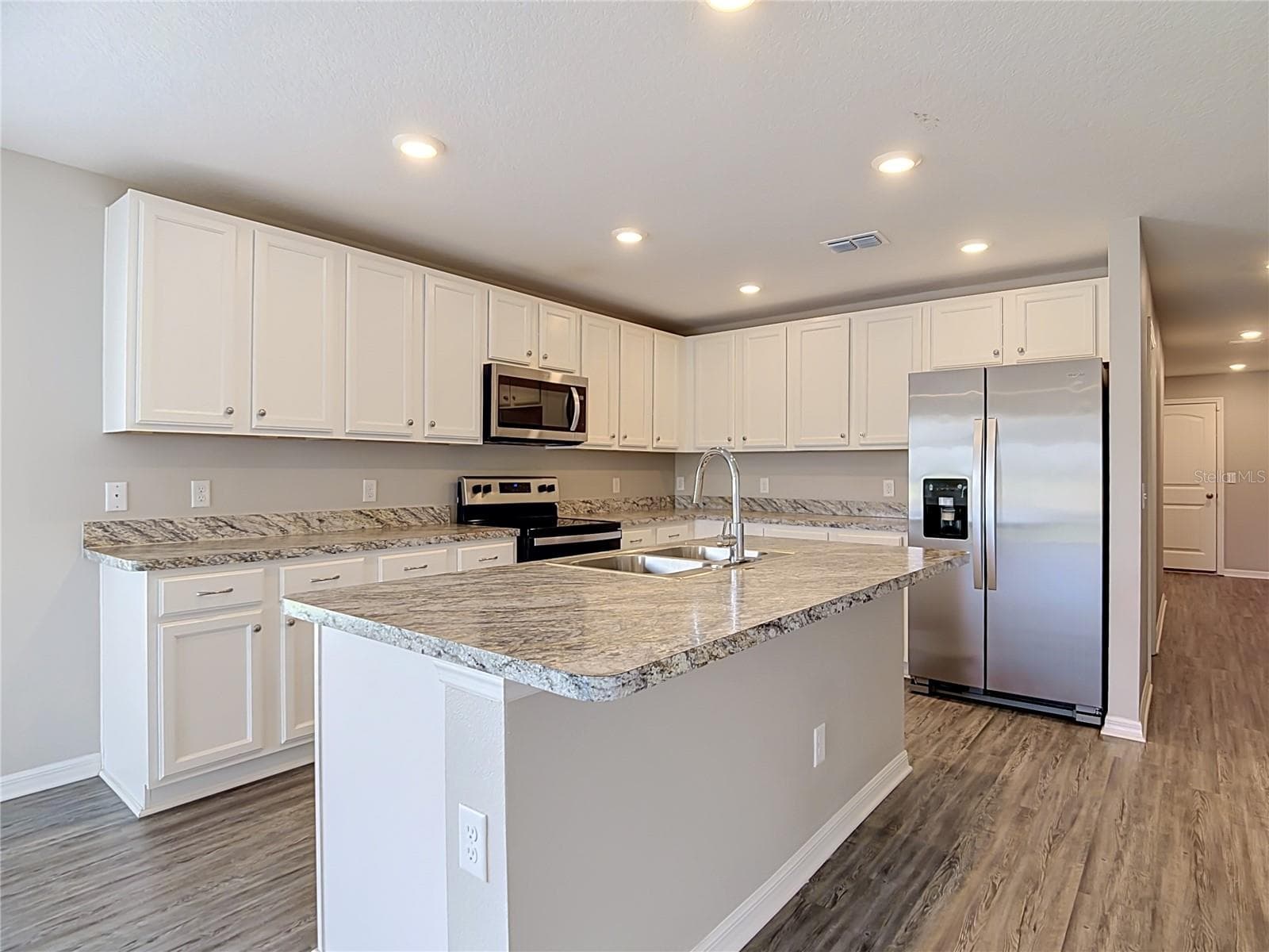 Single Family Residence at 306 JUDY LN, AUBURNDALE, photo 12 of 43
