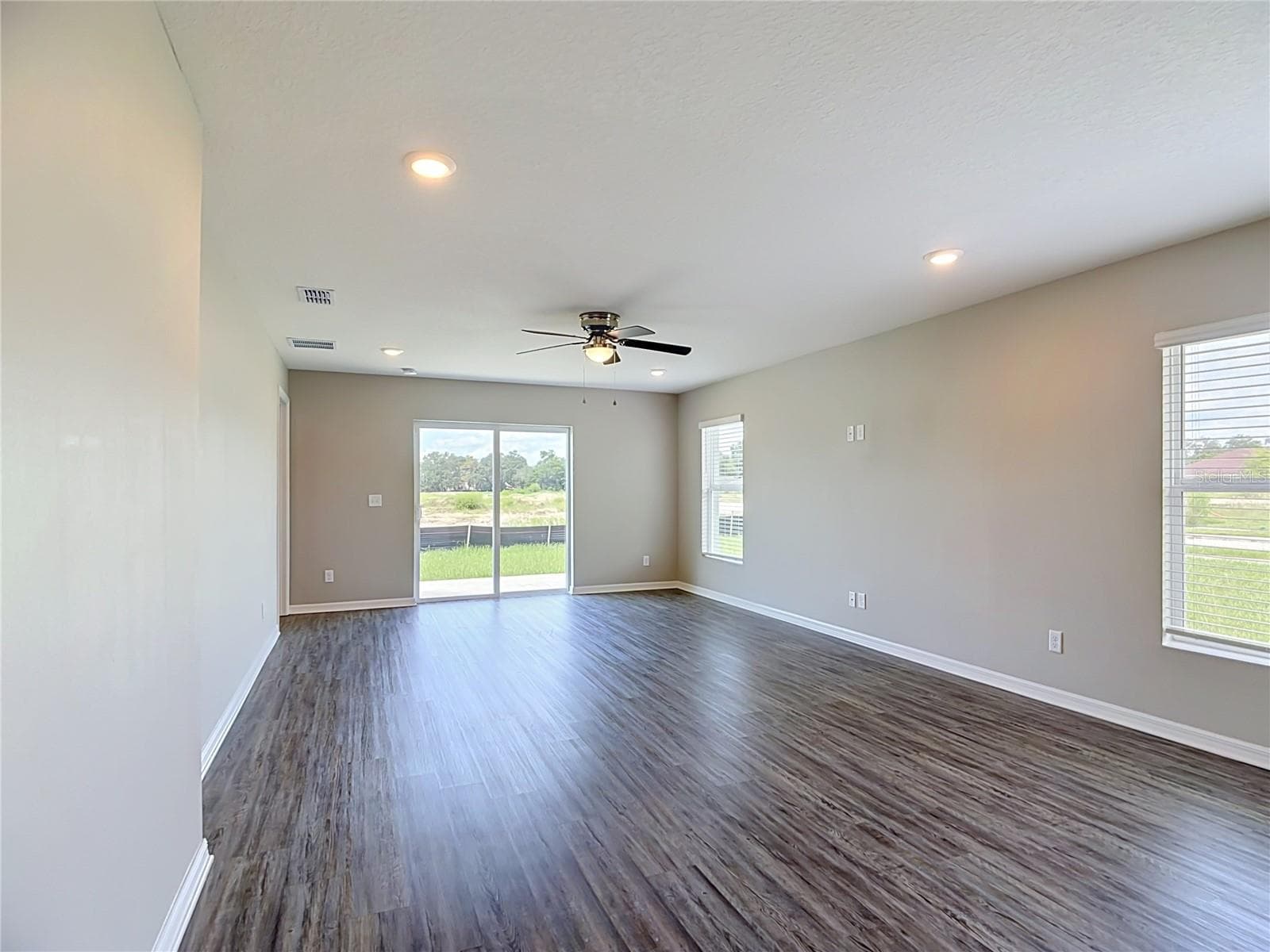 Single Family Residence at 306 JUDY LN, AUBURNDALE, photo 13 of 43