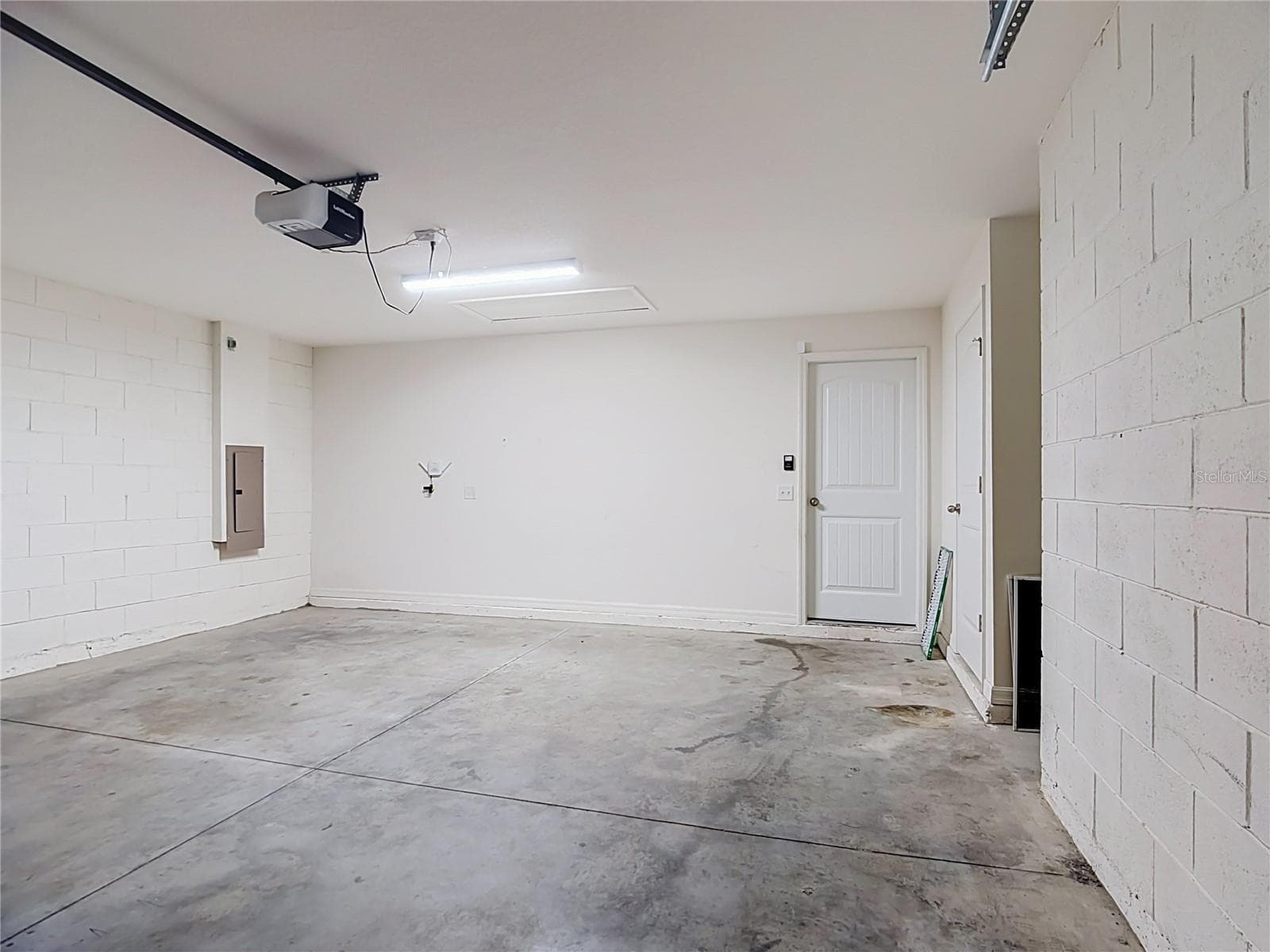 Single Family Residence at 306 JUDY LN, AUBURNDALE, photo 38 of 43