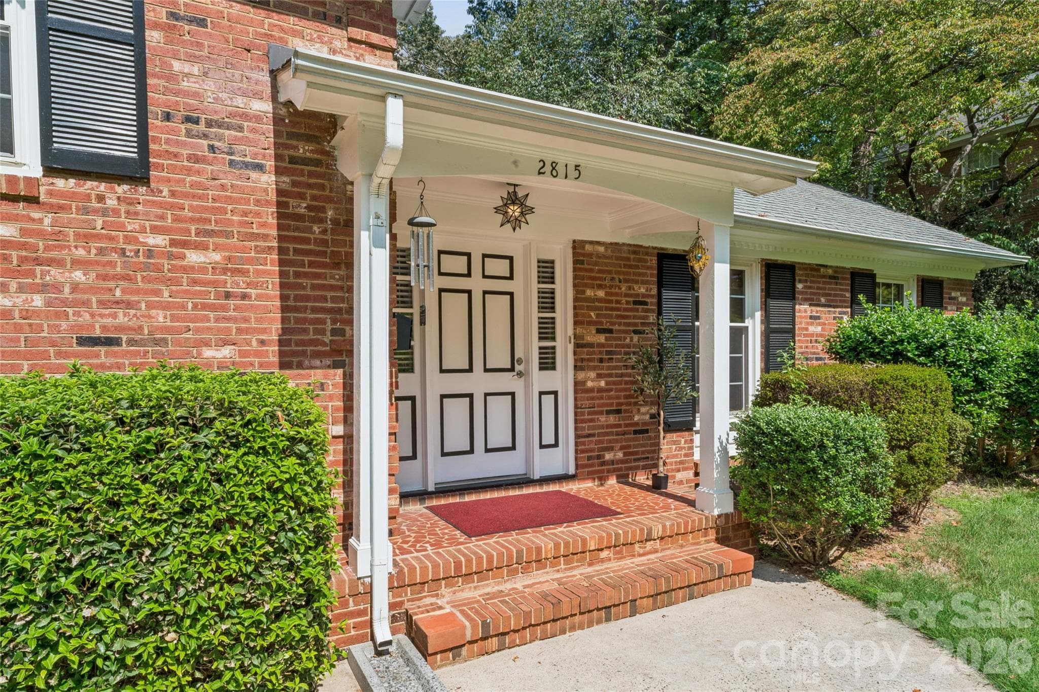 Single Family Residence at 2815 Burnt Mill Road, Charlotte, photo 4 of 48