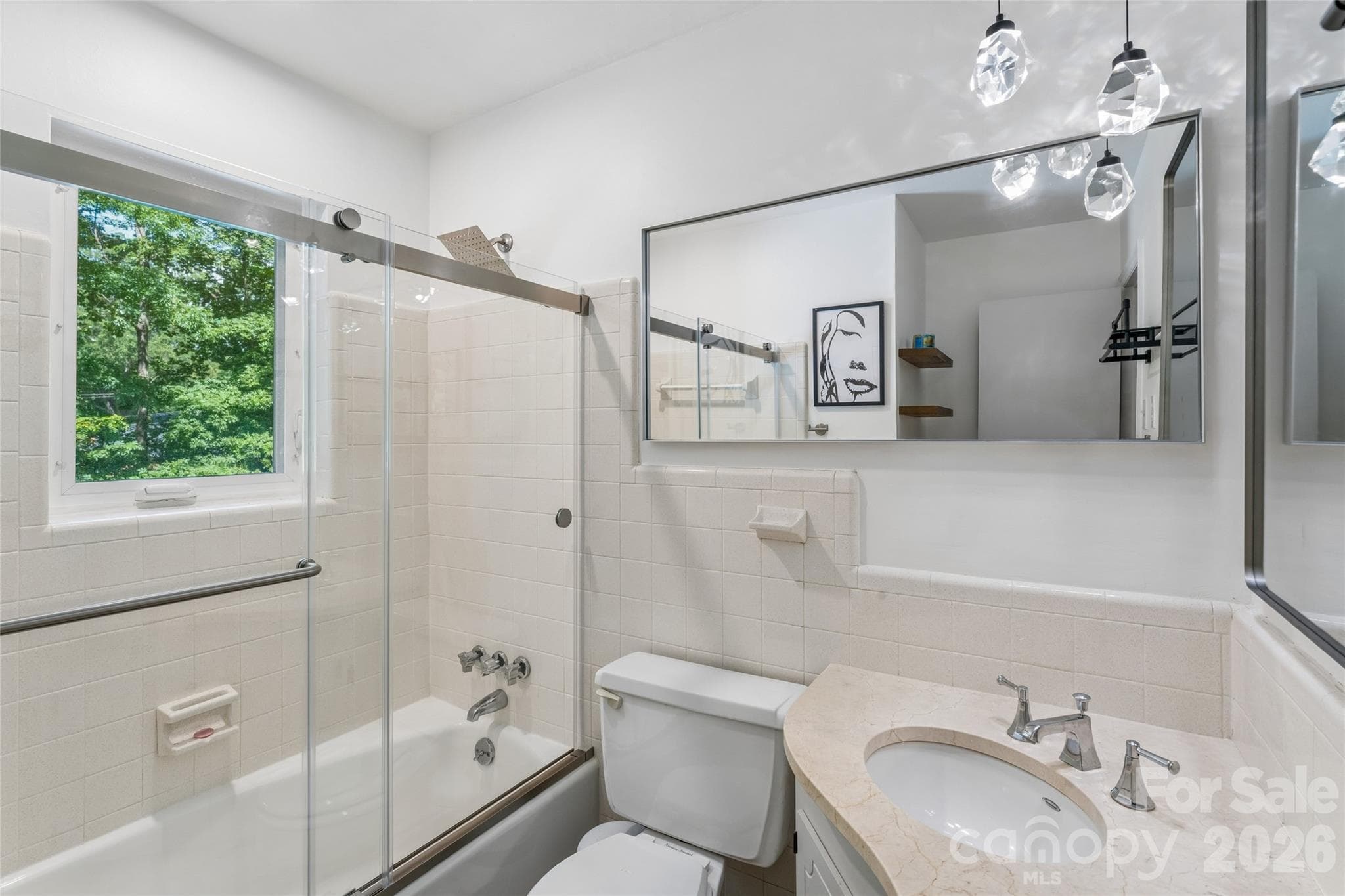 Upstairs Bath - 2815 Burnt Mill Road, Charlotte
