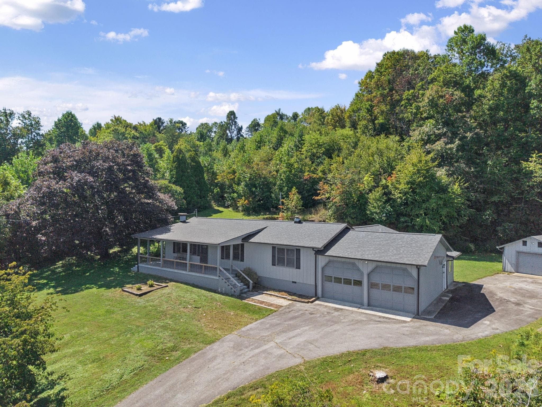 Home front arial - 727 E Lyda Road, Hendersonville