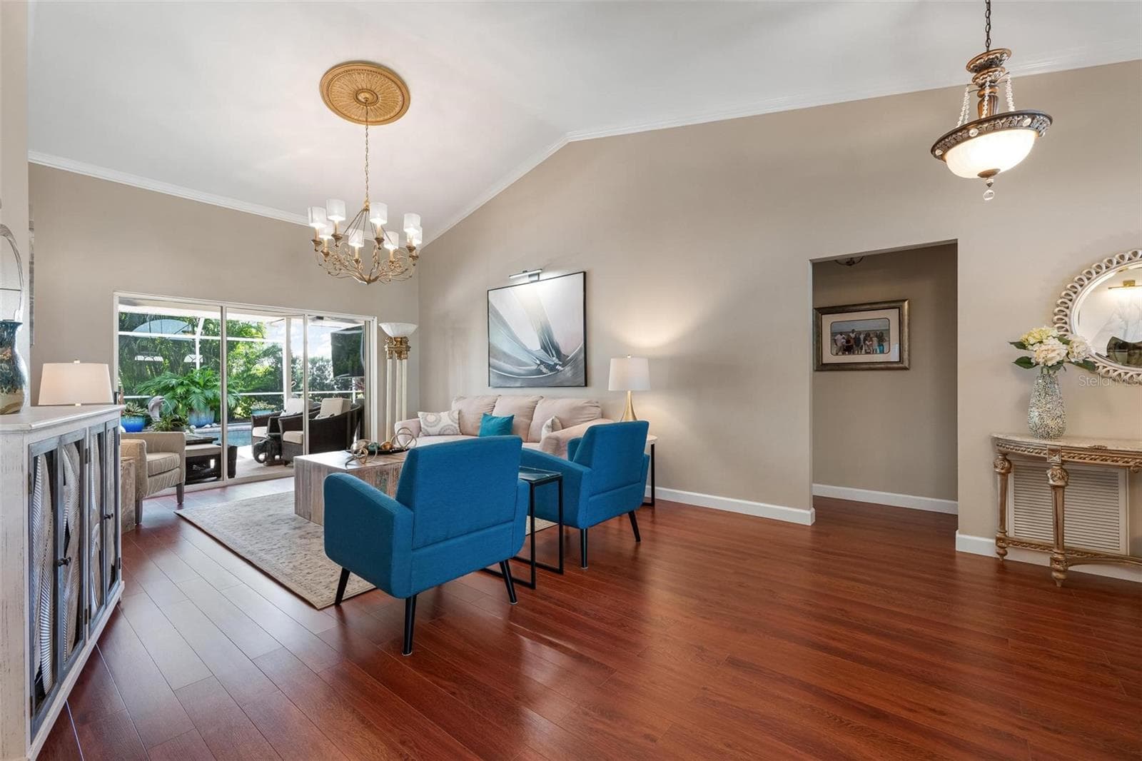 Living Room - 512 WARWICK DR, VENICE