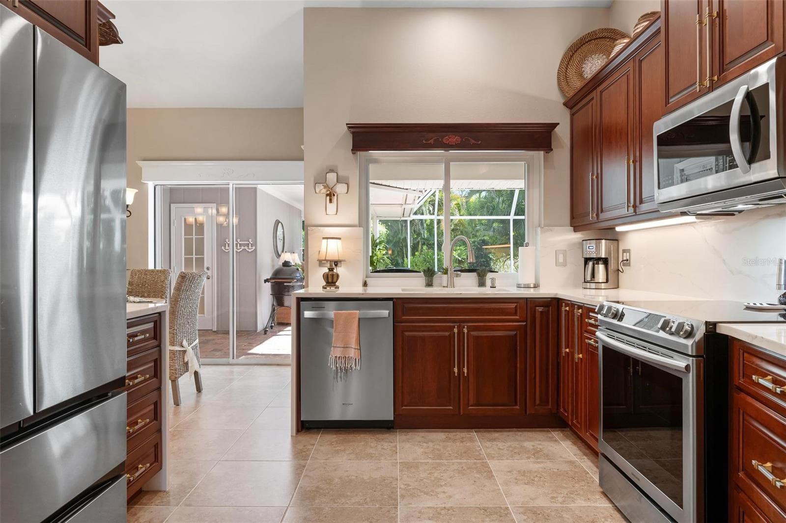Kitchen - 512 WARWICK DR, VENICE