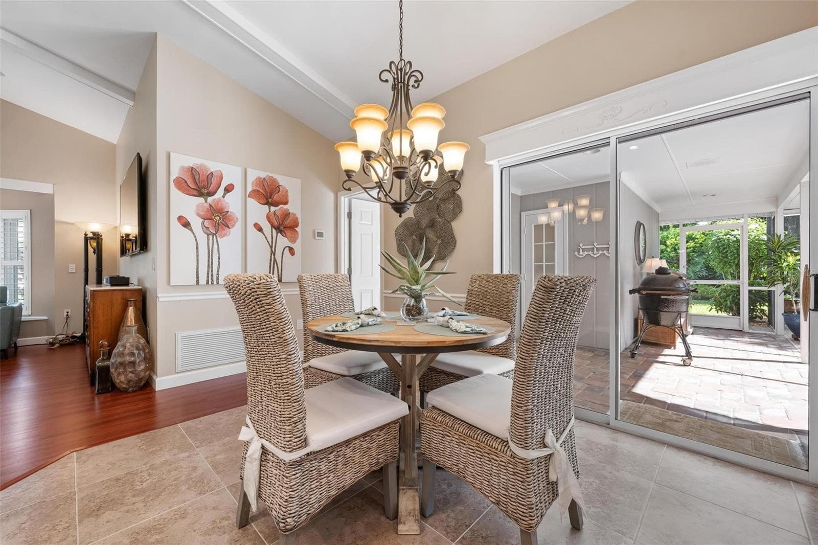 Dinette - 512 WARWICK DR, VENICE