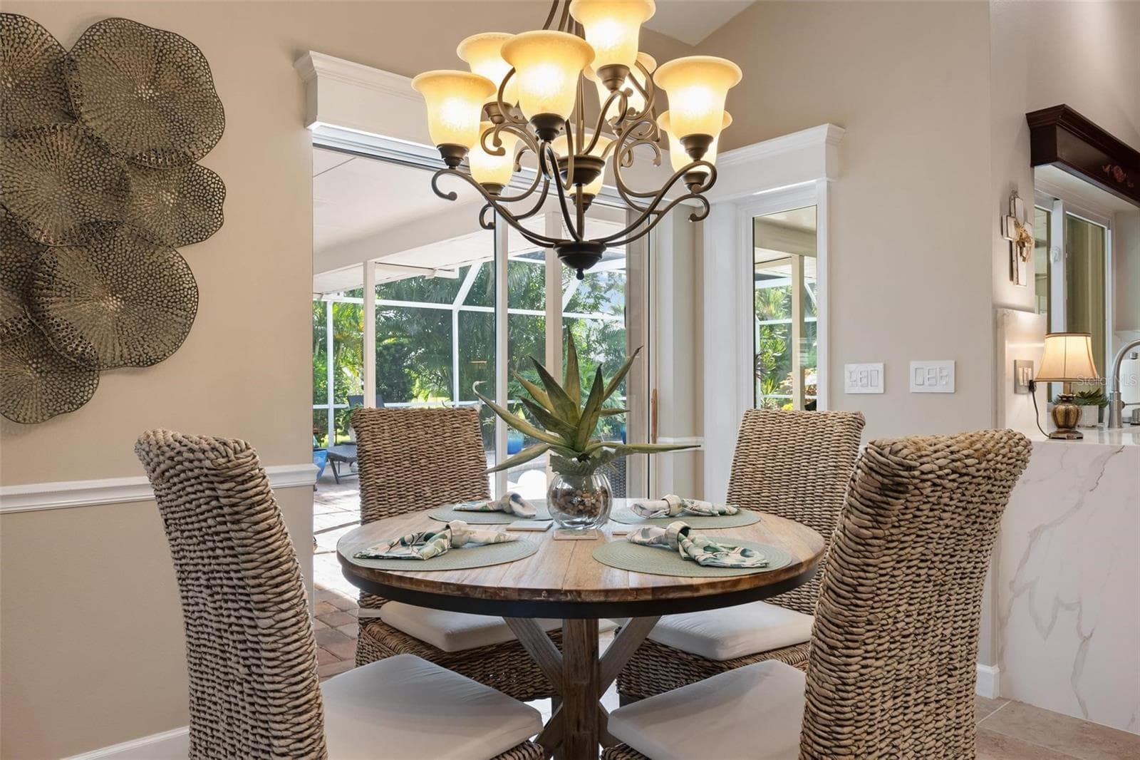 Dinette - 512 WARWICK DR, VENICE