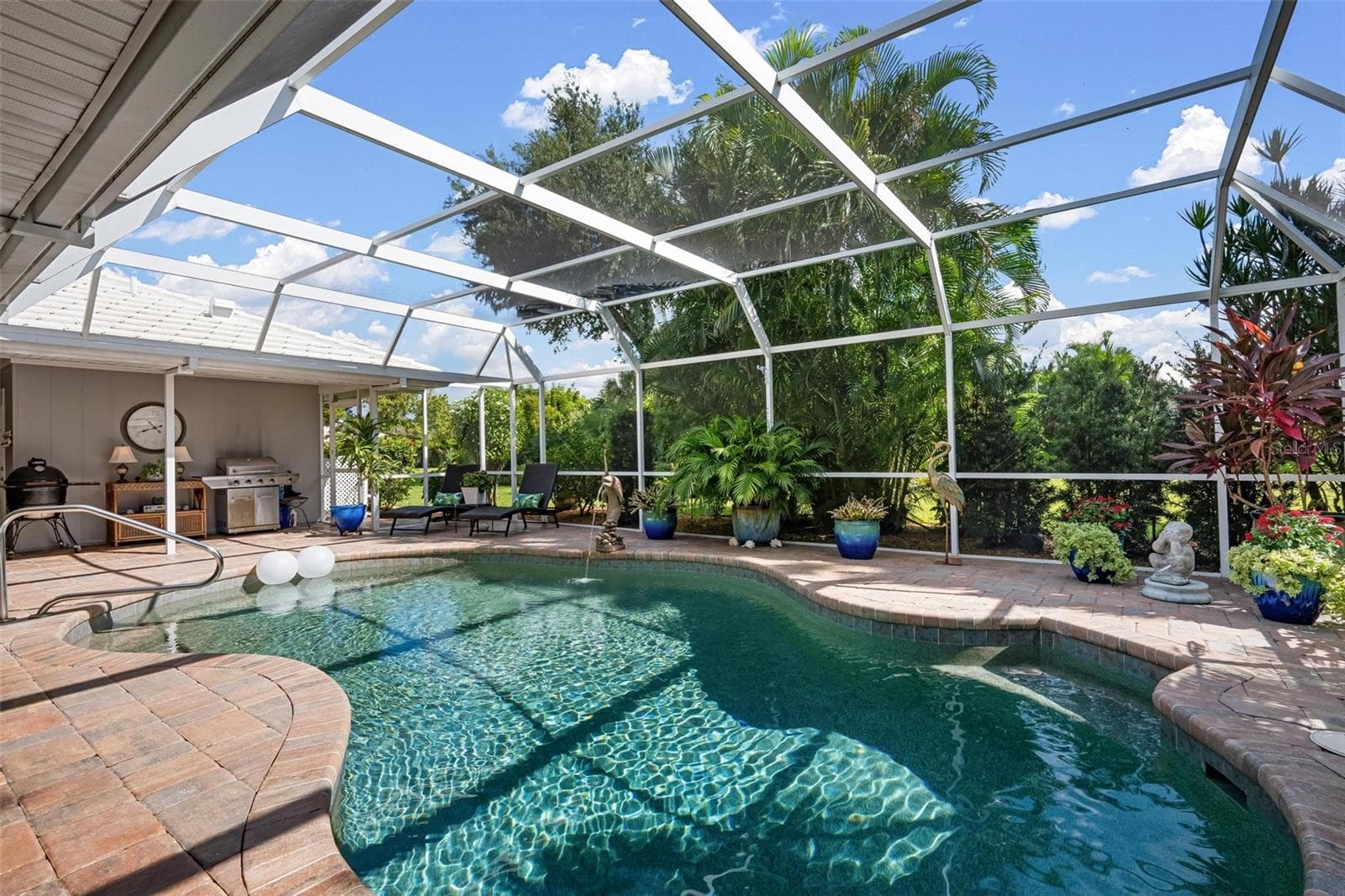 Pool - 512 WARWICK DR, VENICE