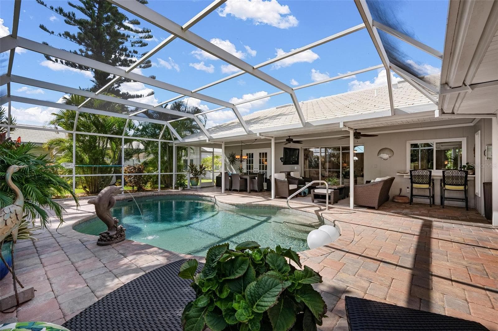Pool - 512 WARWICK DR, VENICE