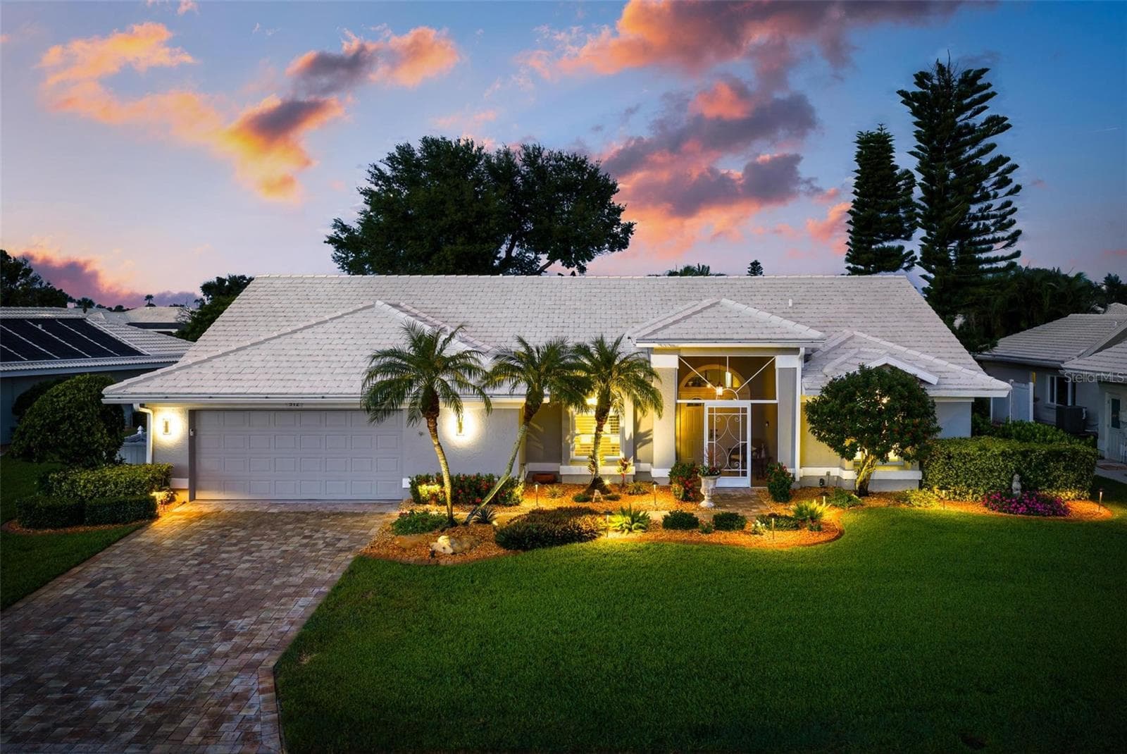 Front - 512 WARWICK DR, VENICE