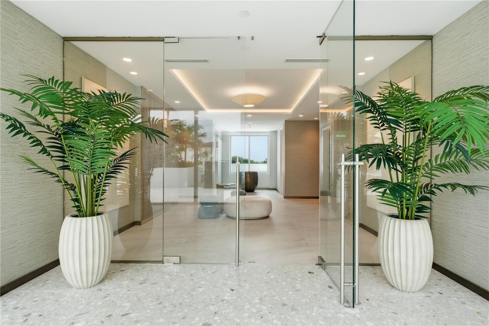 Spa Entry - 5713 BOWEN DANIEL DR #1505, TAMPA