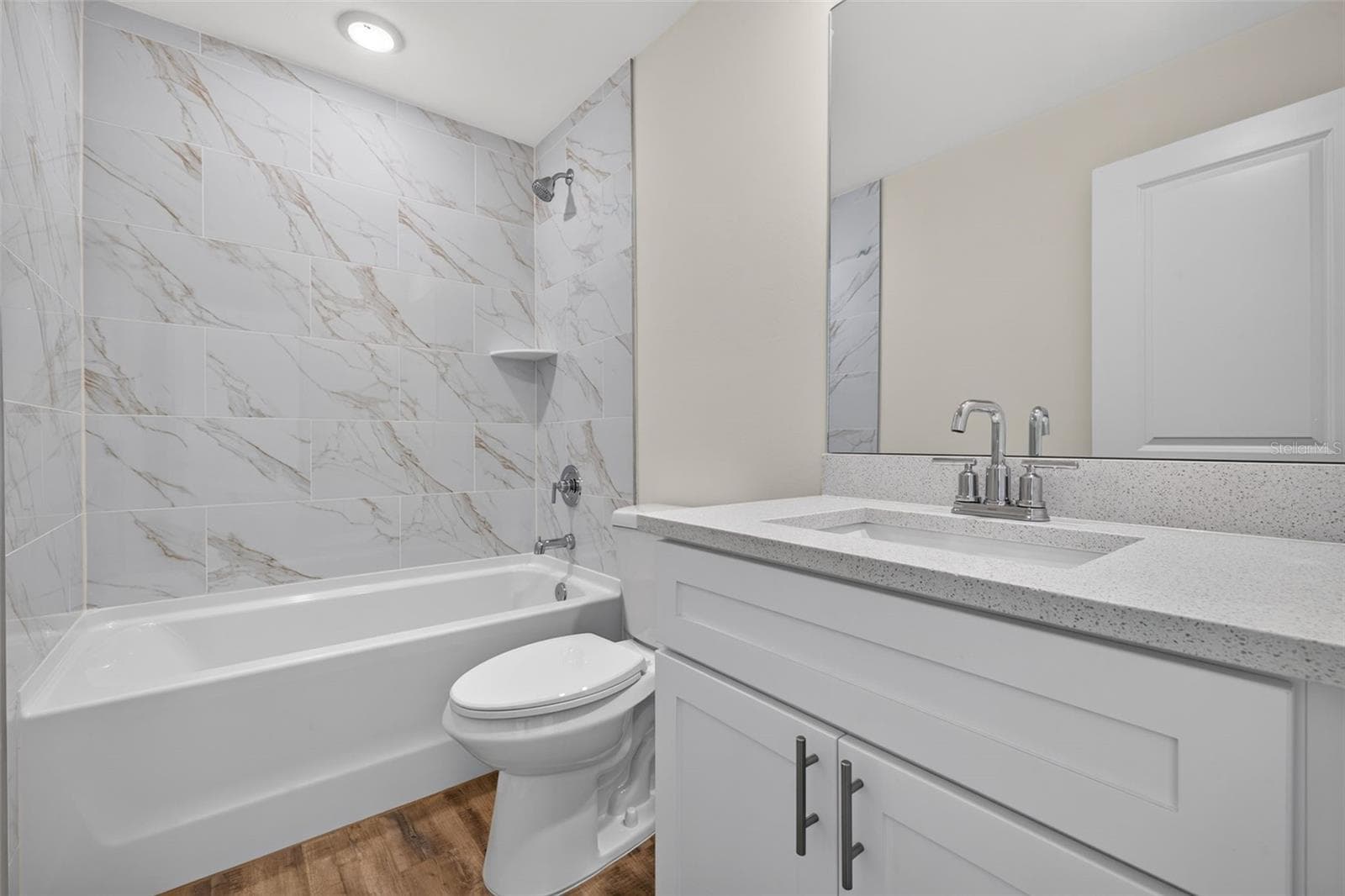 Hall Bath - 434 AVELLA ST, PORT CHARLOTTE