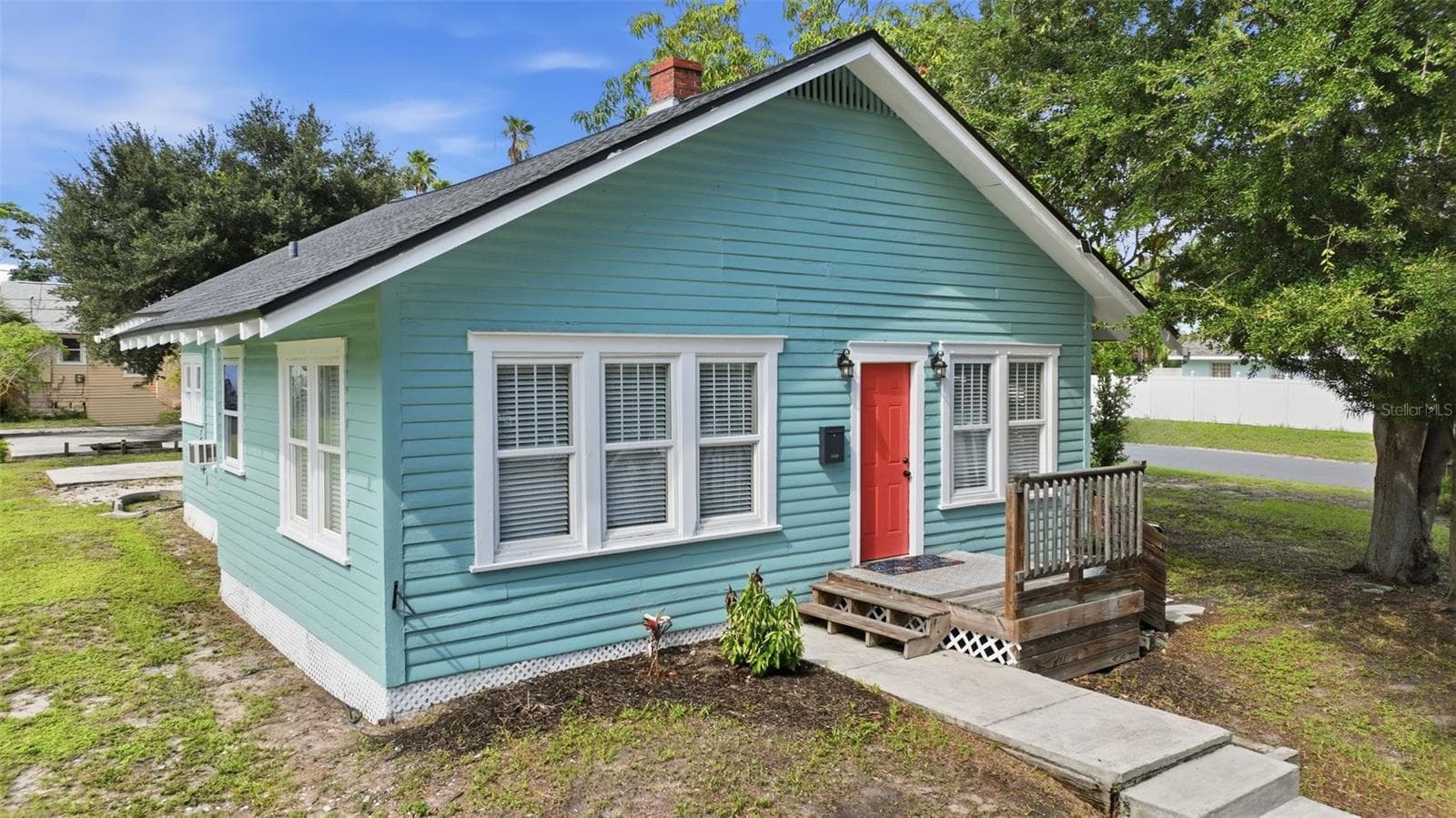 Single Family Residence at 4105 18TH AVE S, ST PETERSBURG, photo 2 of 52
