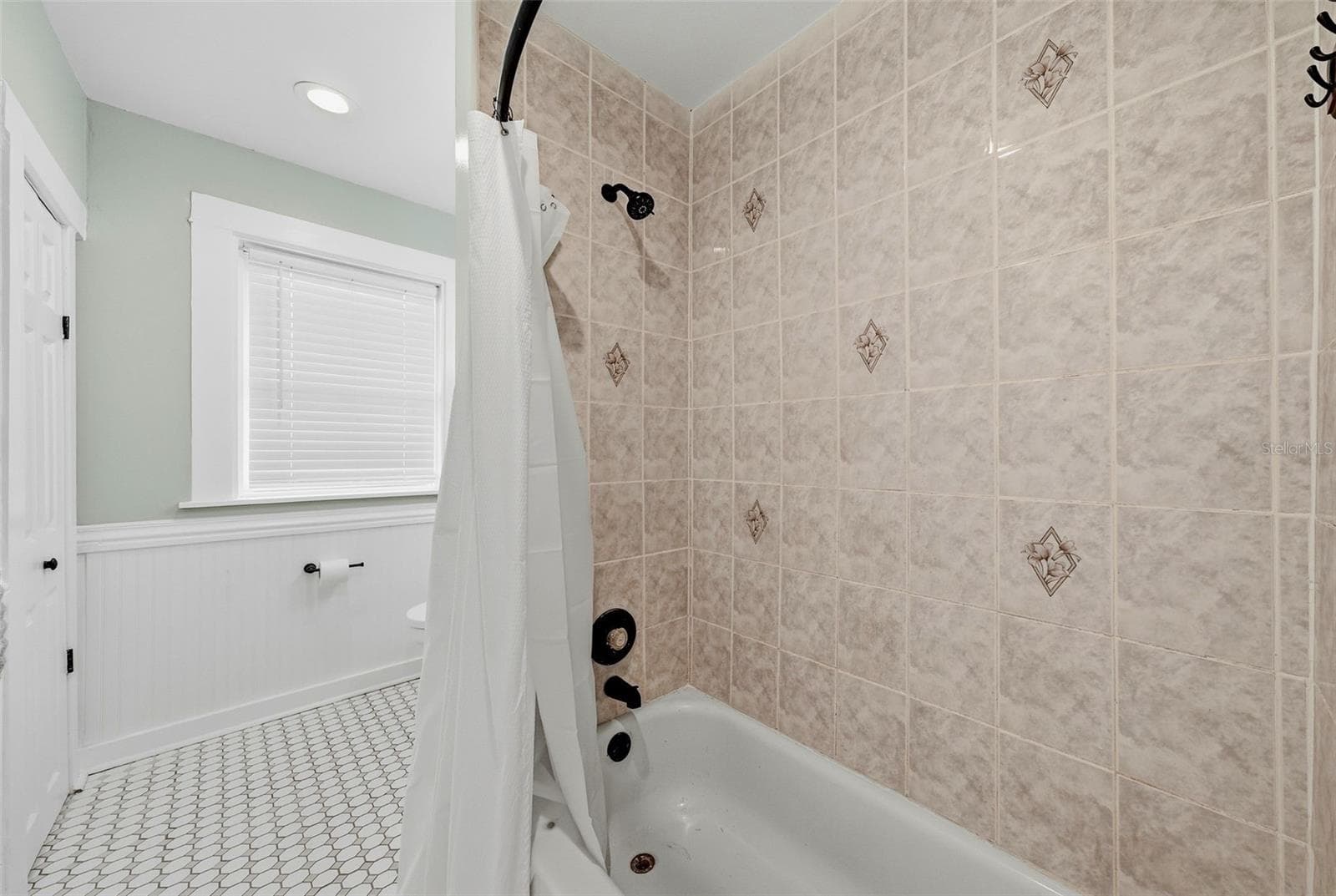 Single Family Residence at 4105 18TH AVE S, ST PETERSBURG, photo 24 of 52