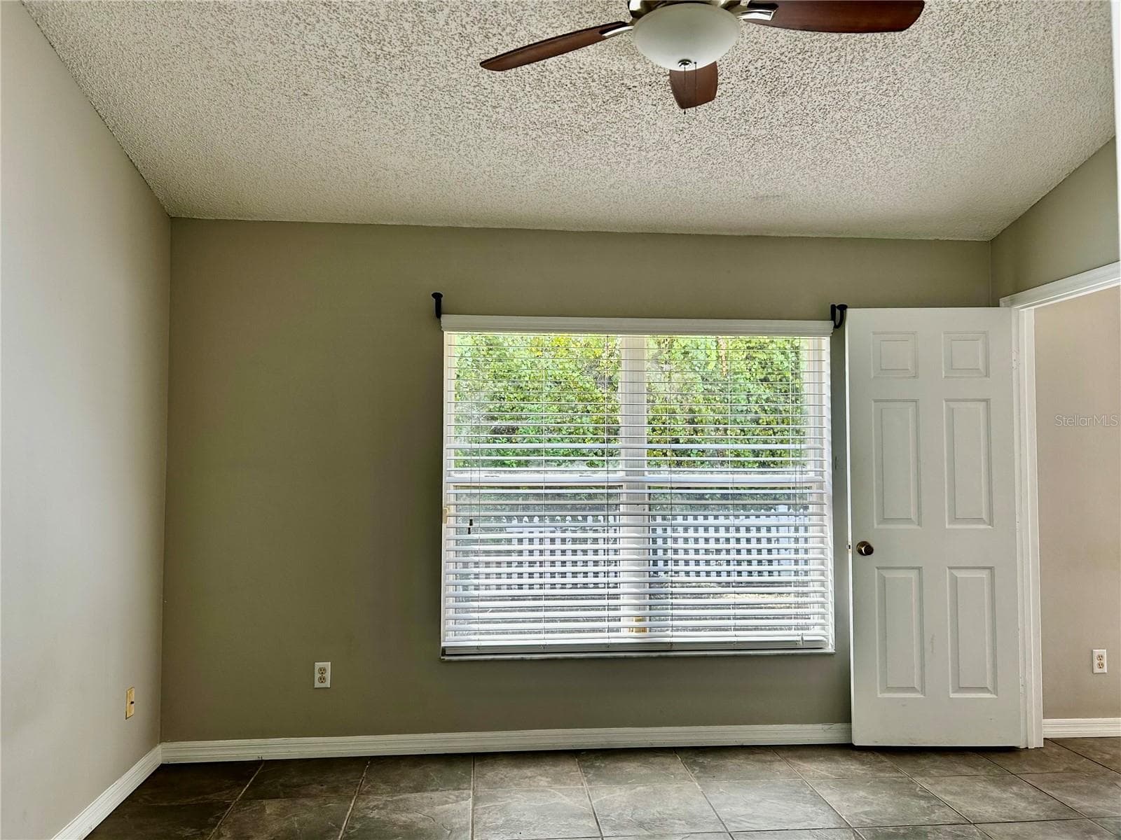 Single Family Residence at 4326 BOCA WOODS DR, ORLANDO, photo 14 of 48
