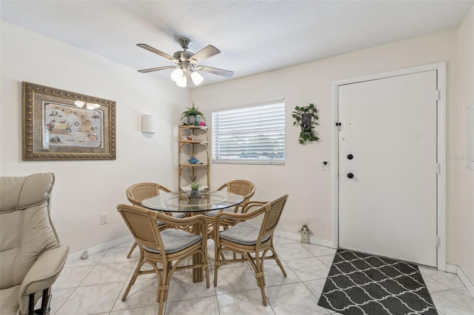 Dining room - 2750 E BAY DR #12B, LARGO