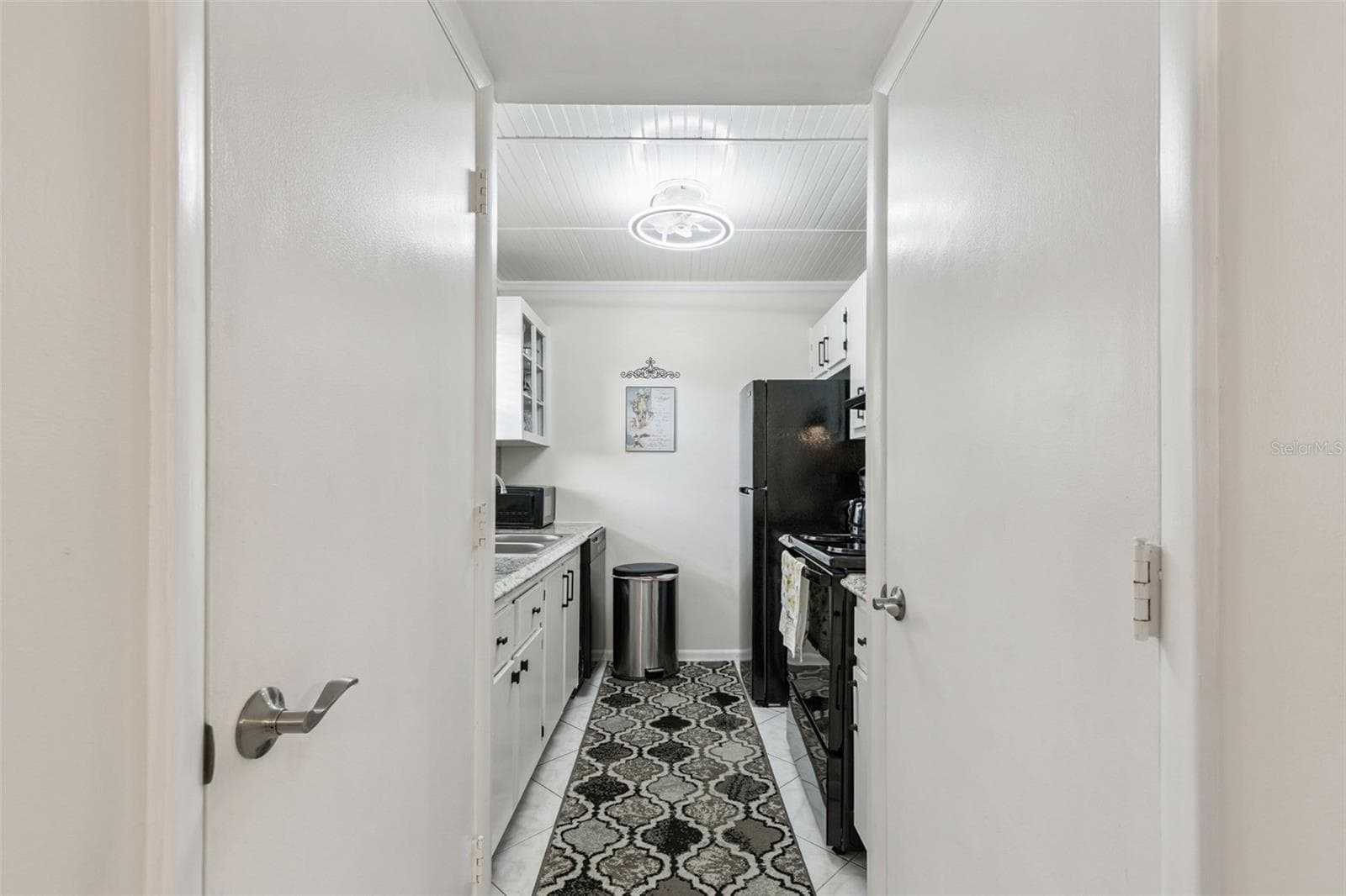 Condominium at 2750 E BAY DR #12B, LARGO, photo 10 of 48