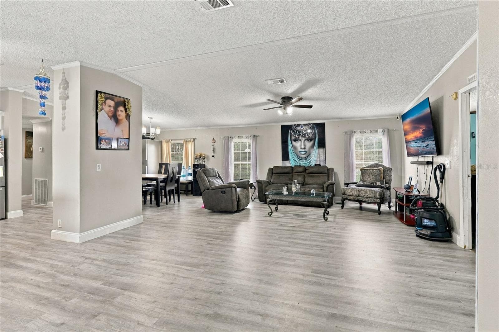 Manufactured Home at 19046 NW 302ND ST, OKEECHOBEE, photo 6 of 52