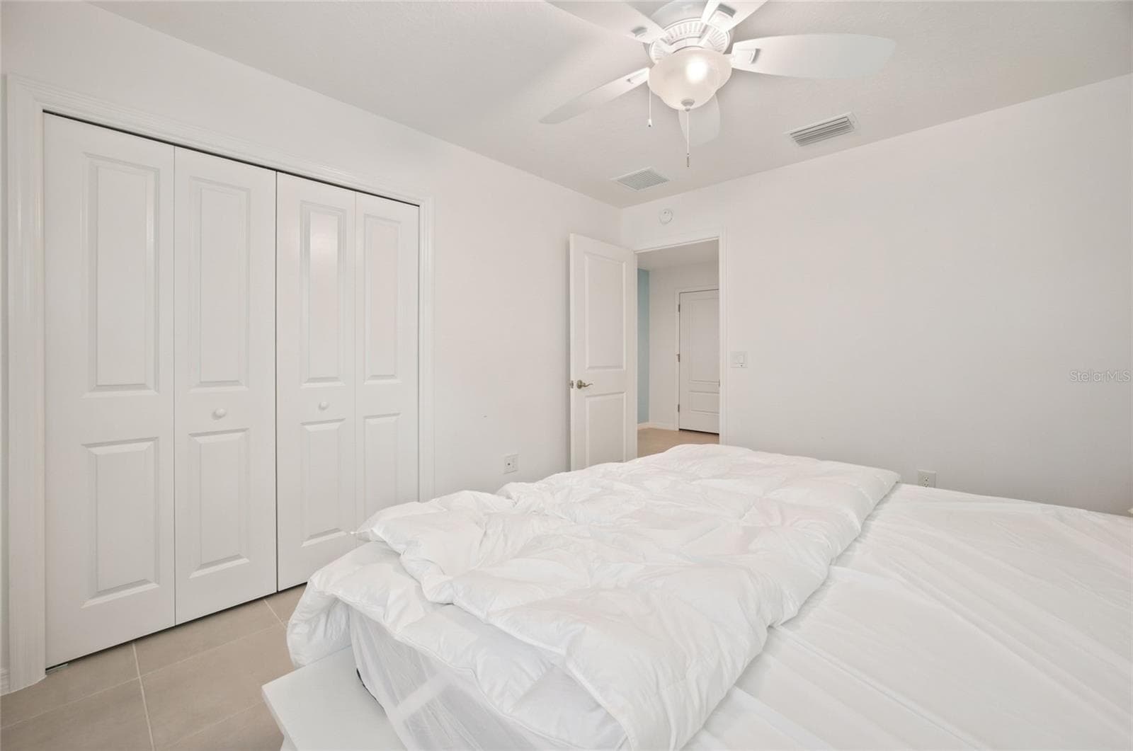 Single Family Residence at 3553 CONNOR WAY, THE VILLAGES, photo 10 of 48