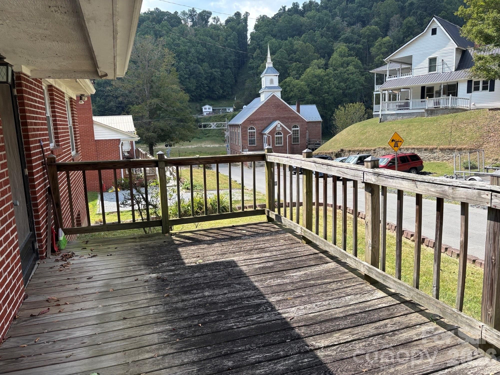 front porch - 637 Toe Cane Road, Bakersville